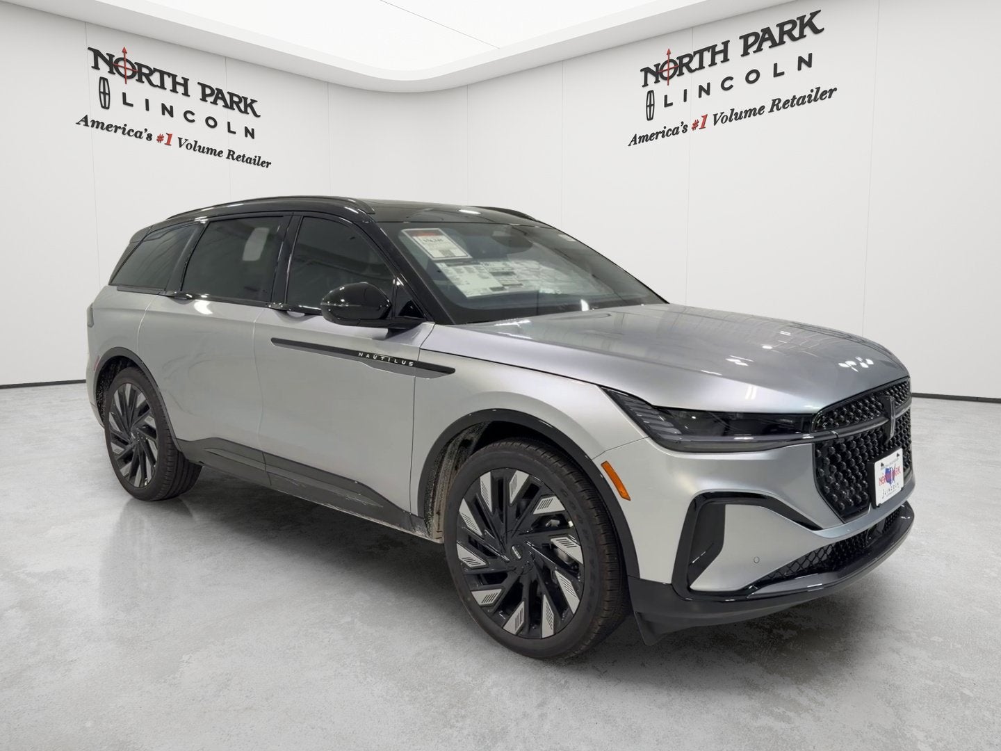 2026 Lincoln Nautilus Reserve Hybrid