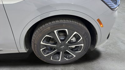 2026 Lincoln Nautilus Reserve Hybrid