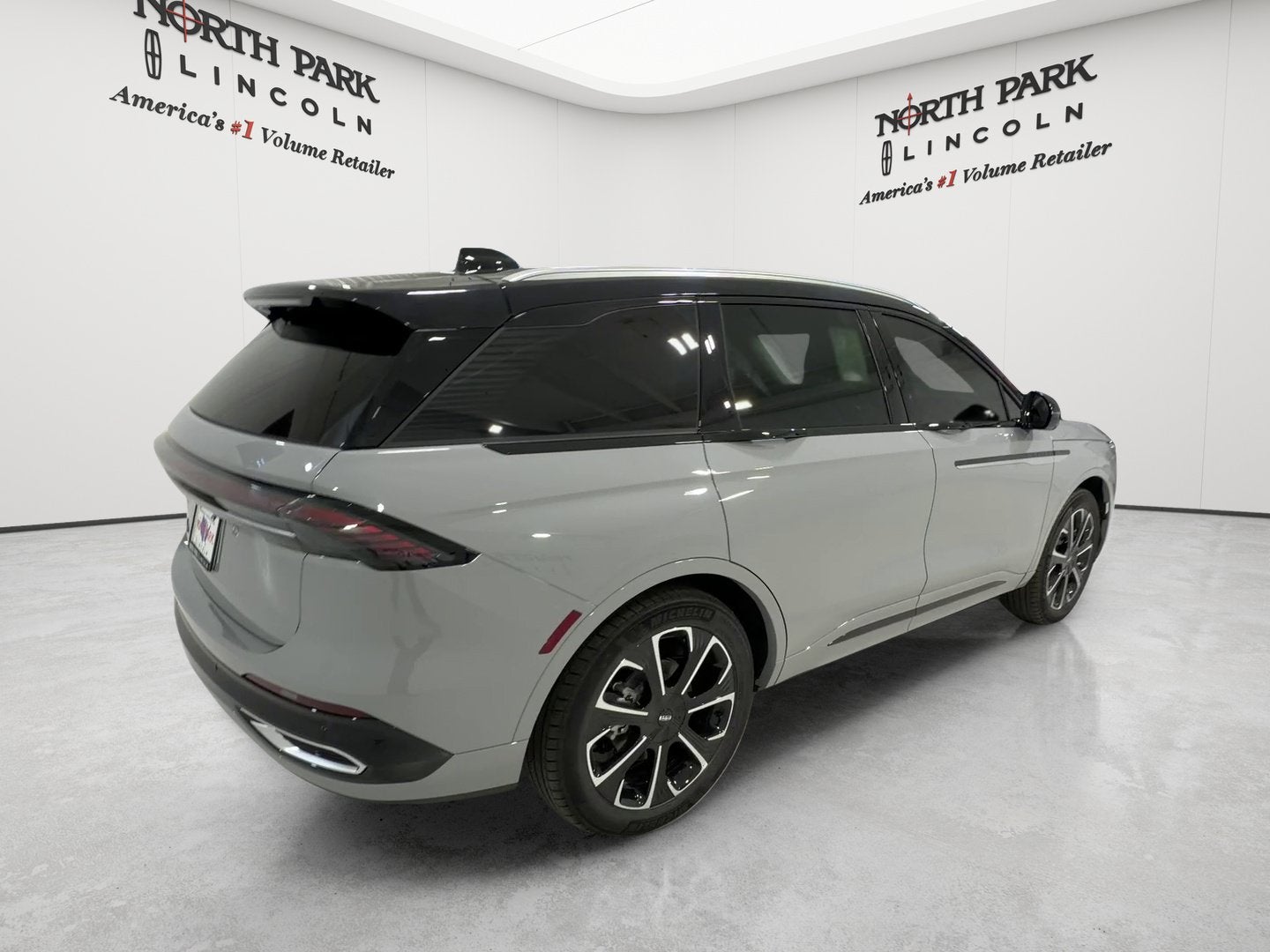 2026 Lincoln Nautilus Reserve Hybrid