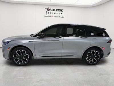 2026 Lincoln Nautilus Reserve Hybrid