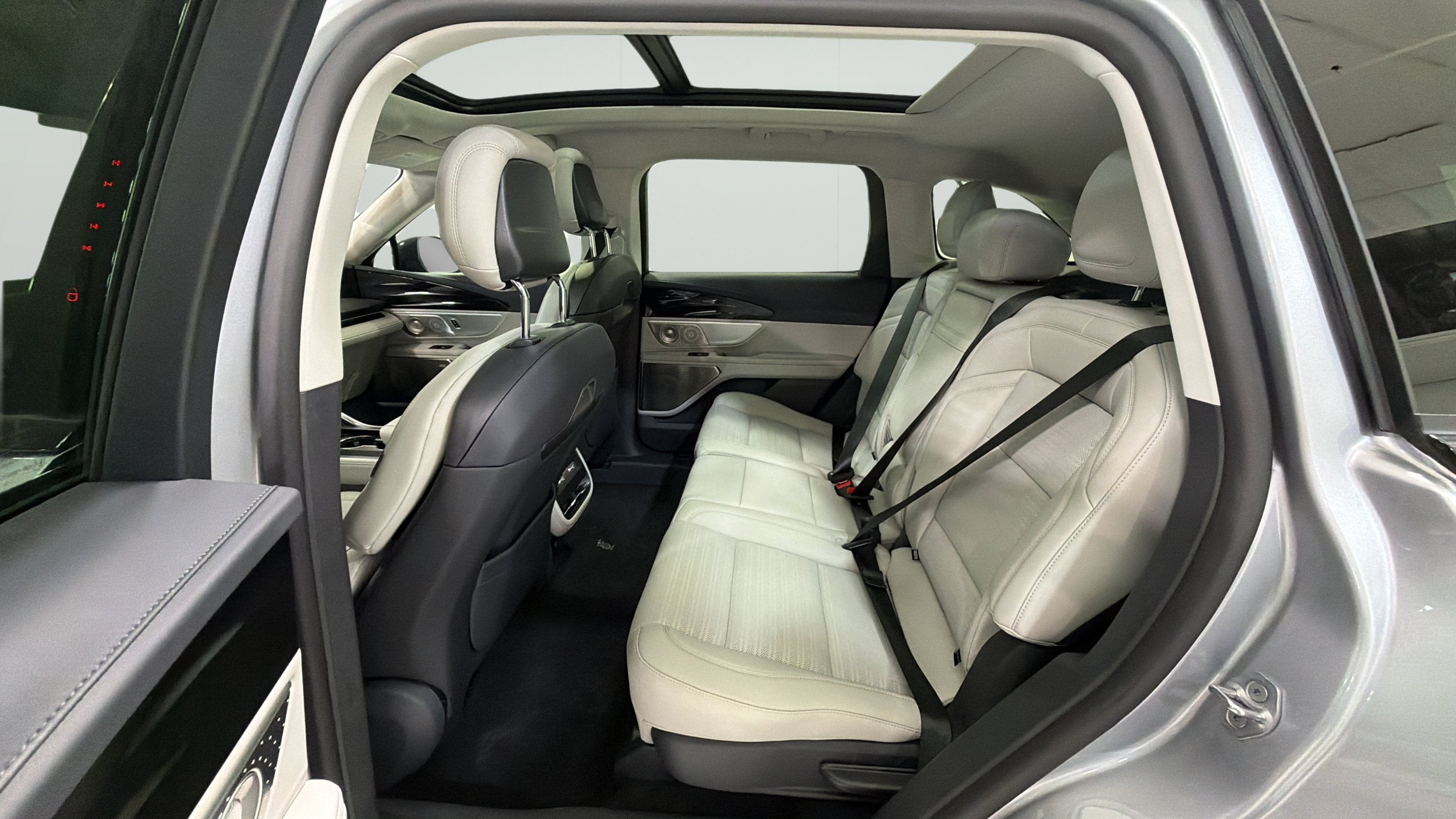 2026 Lincoln Nautilus Reserve Hybrid