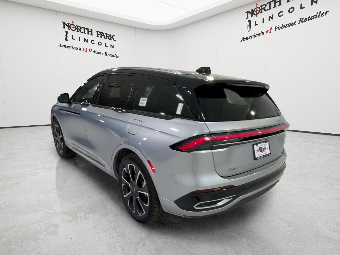 2026 Lincoln Nautilus Reserve Hybrid