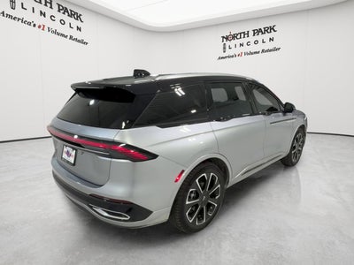 2026 Lincoln Nautilus Reserve Hybrid