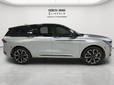 2026 Lincoln Nautilus Reserve Hybrid
