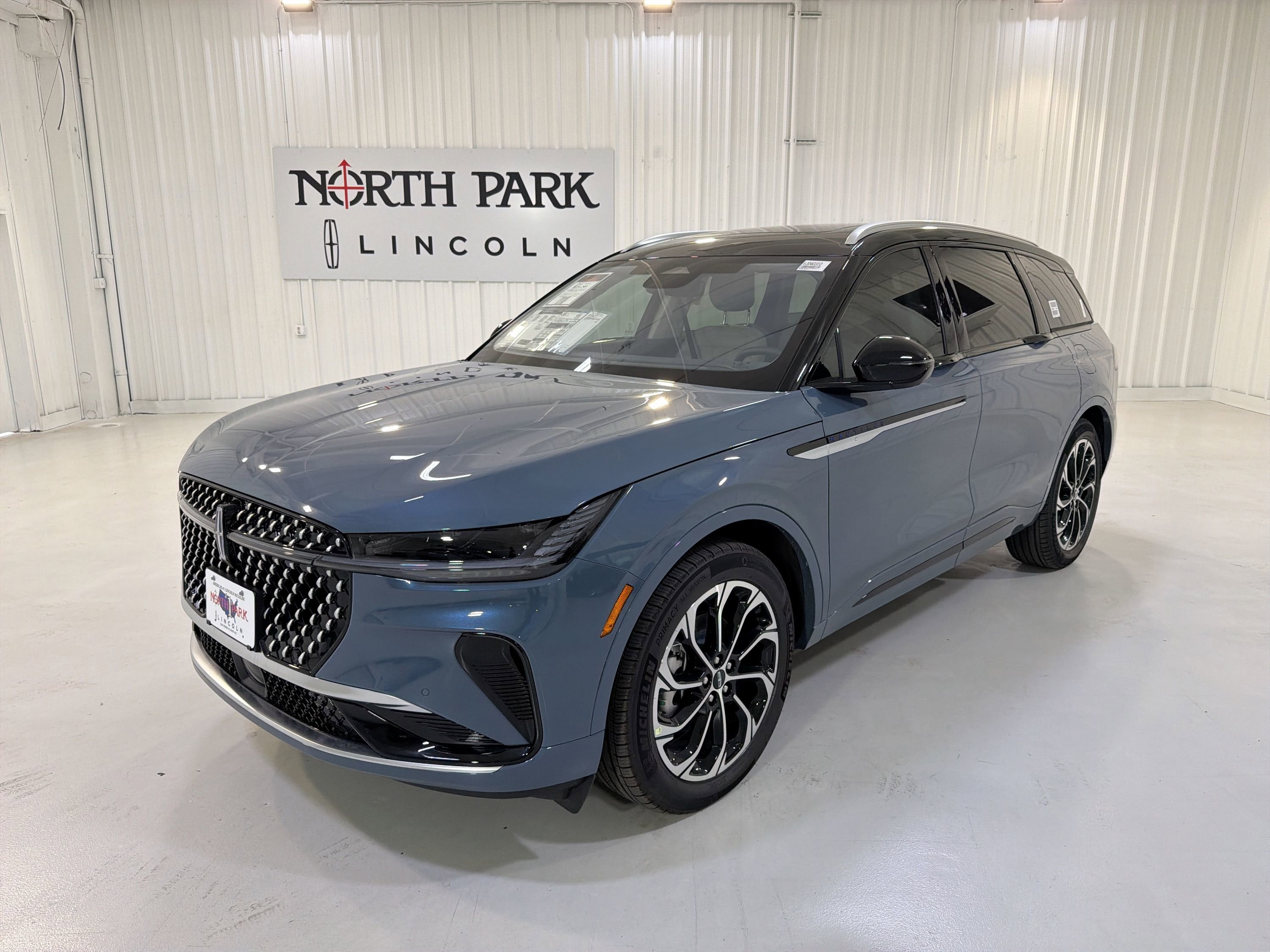 2026 Lincoln Nautilus Reserve AWD's photo
