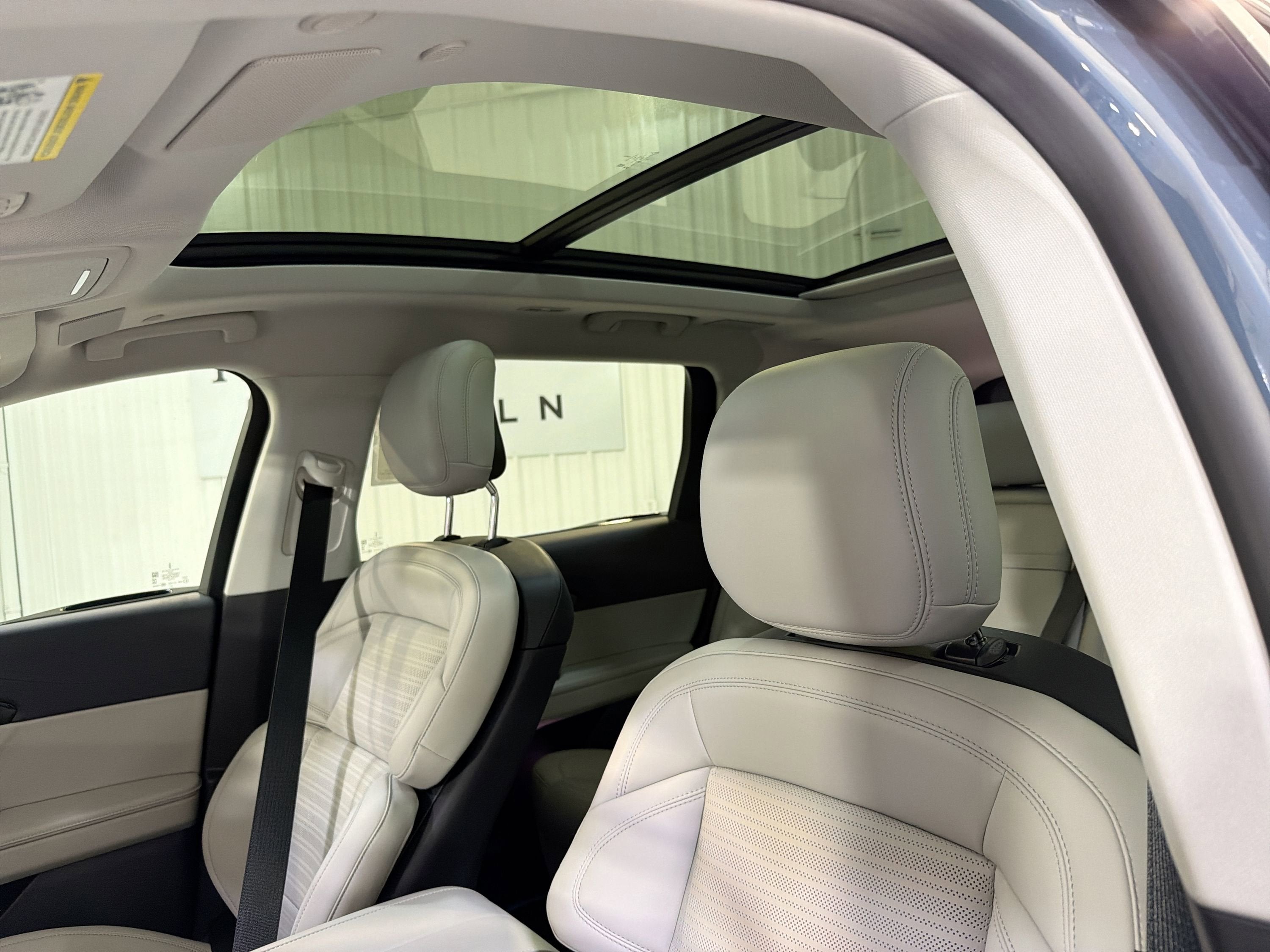2026 Lincoln Nautilus Reserve Hybrid