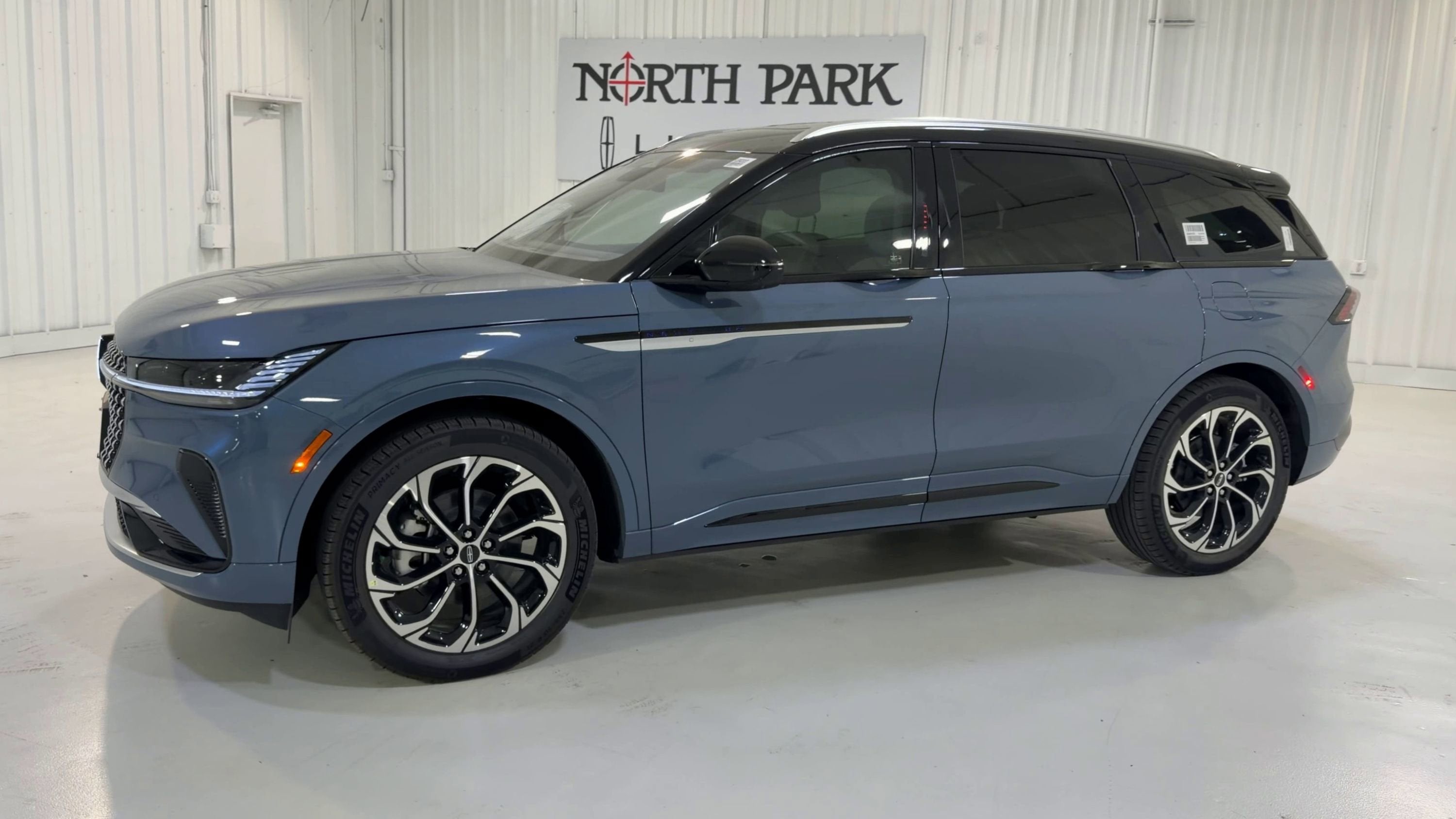 2026 Lincoln Nautilus Reserve Hybrid