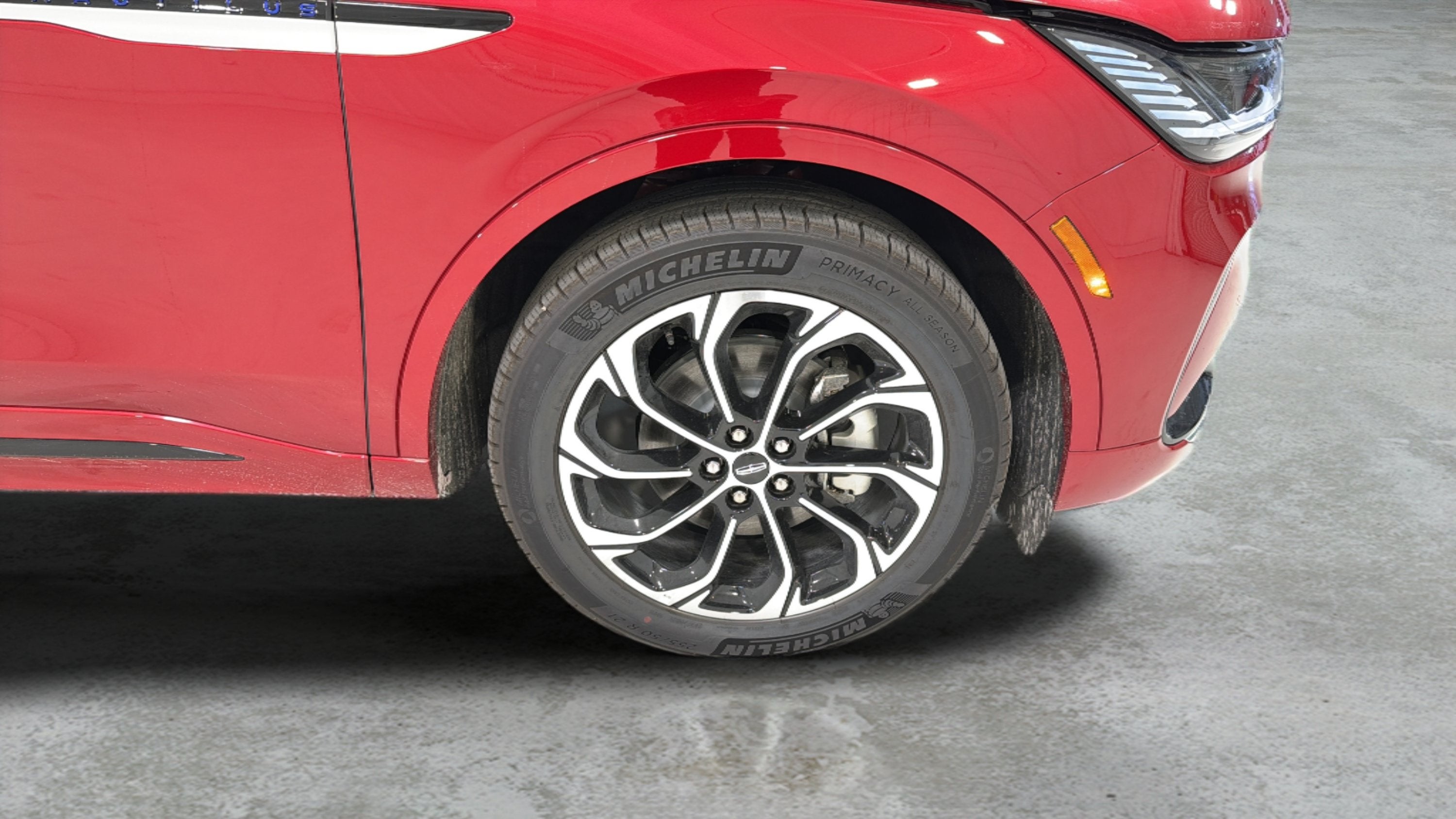 2026 Lincoln Nautilus Reserve Hybrid