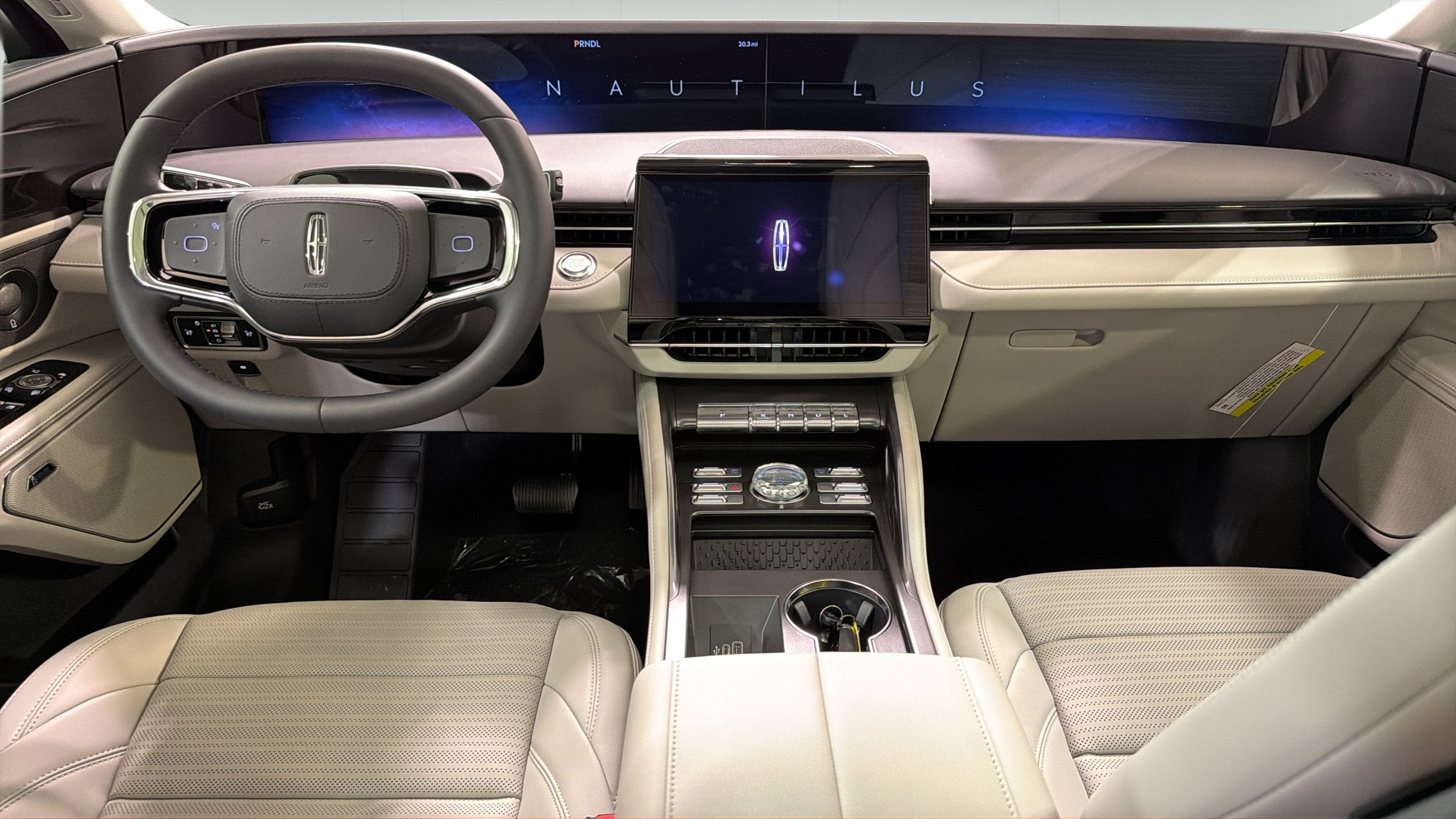 2026 Lincoln Nautilus Reserve Hybrid