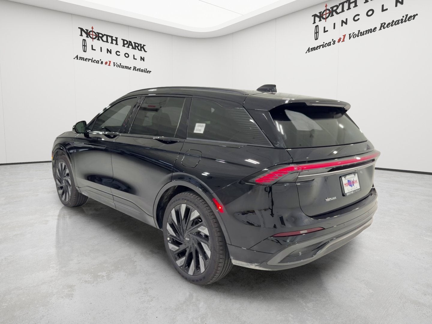 2026 Lincoln Nautilus Reserve Hybrid