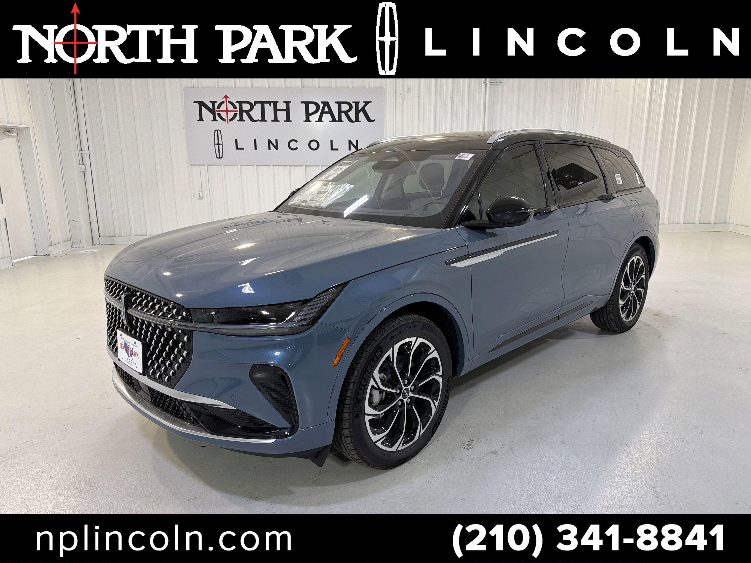 2026 Lincoln Nautilus Reserve Hybrid