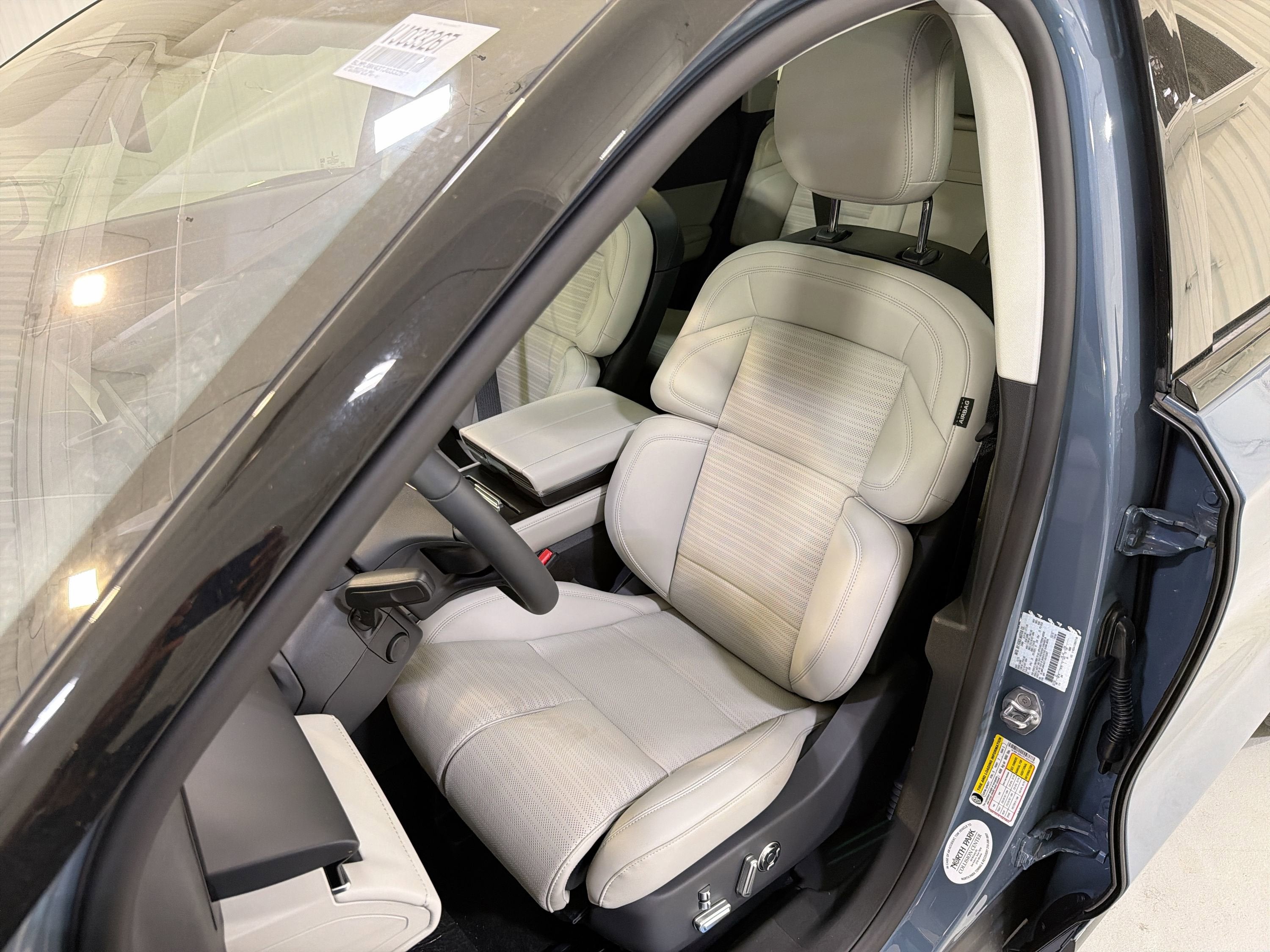 2026 Lincoln Nautilus Reserve Hybrid