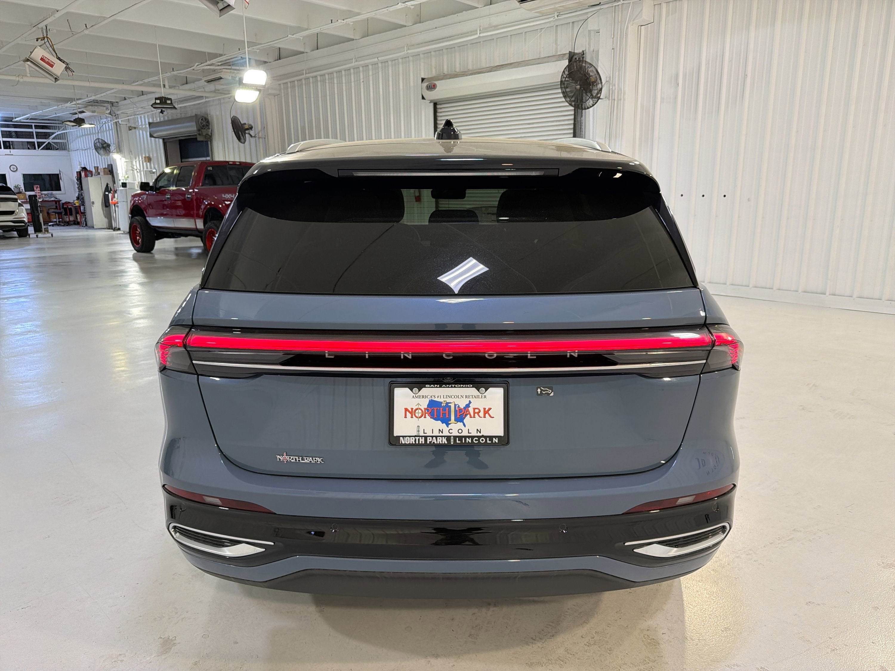 2026 Lincoln Nautilus Reserve Hybrid