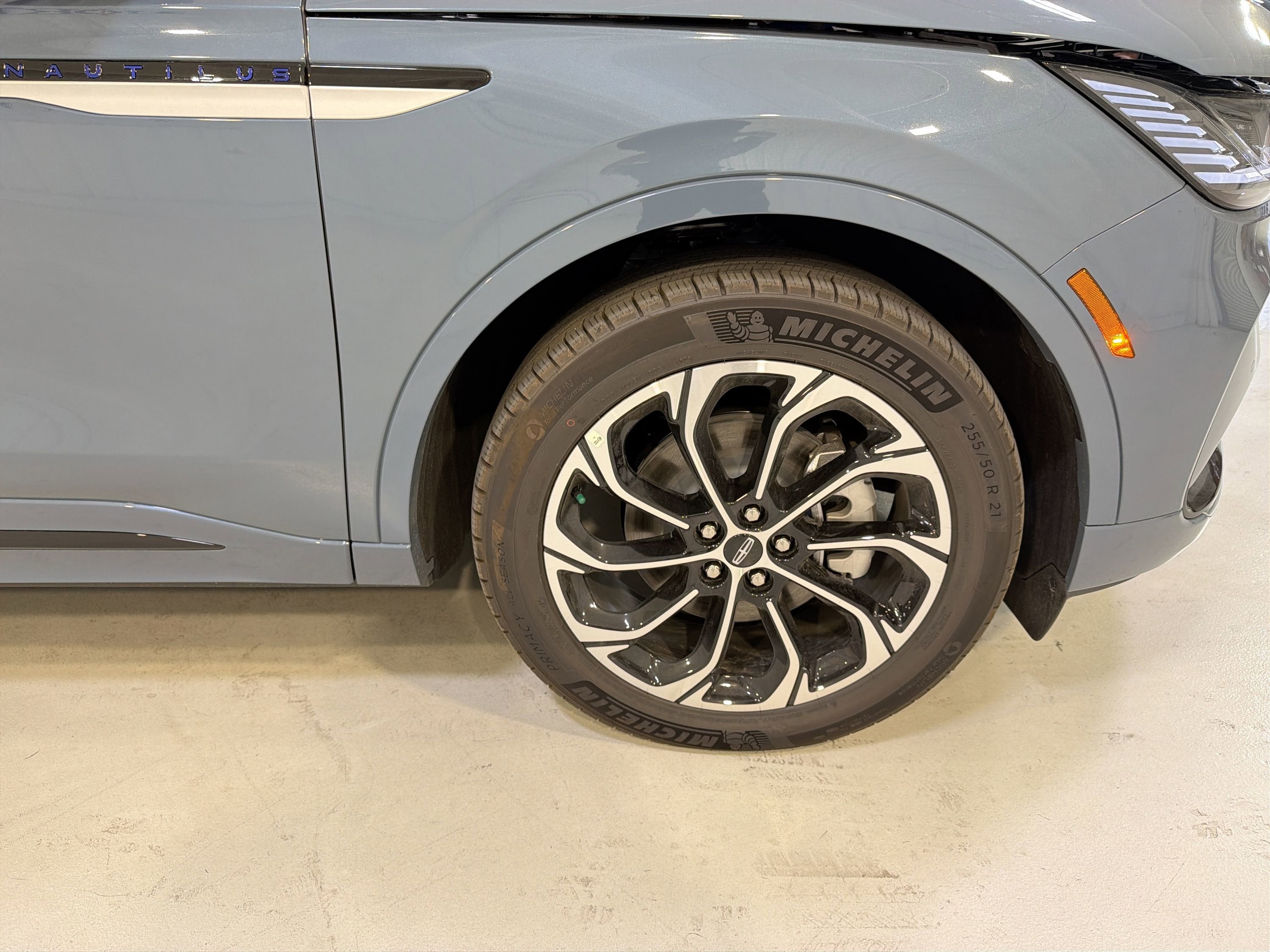 2026 Lincoln Nautilus Reserve Hybrid