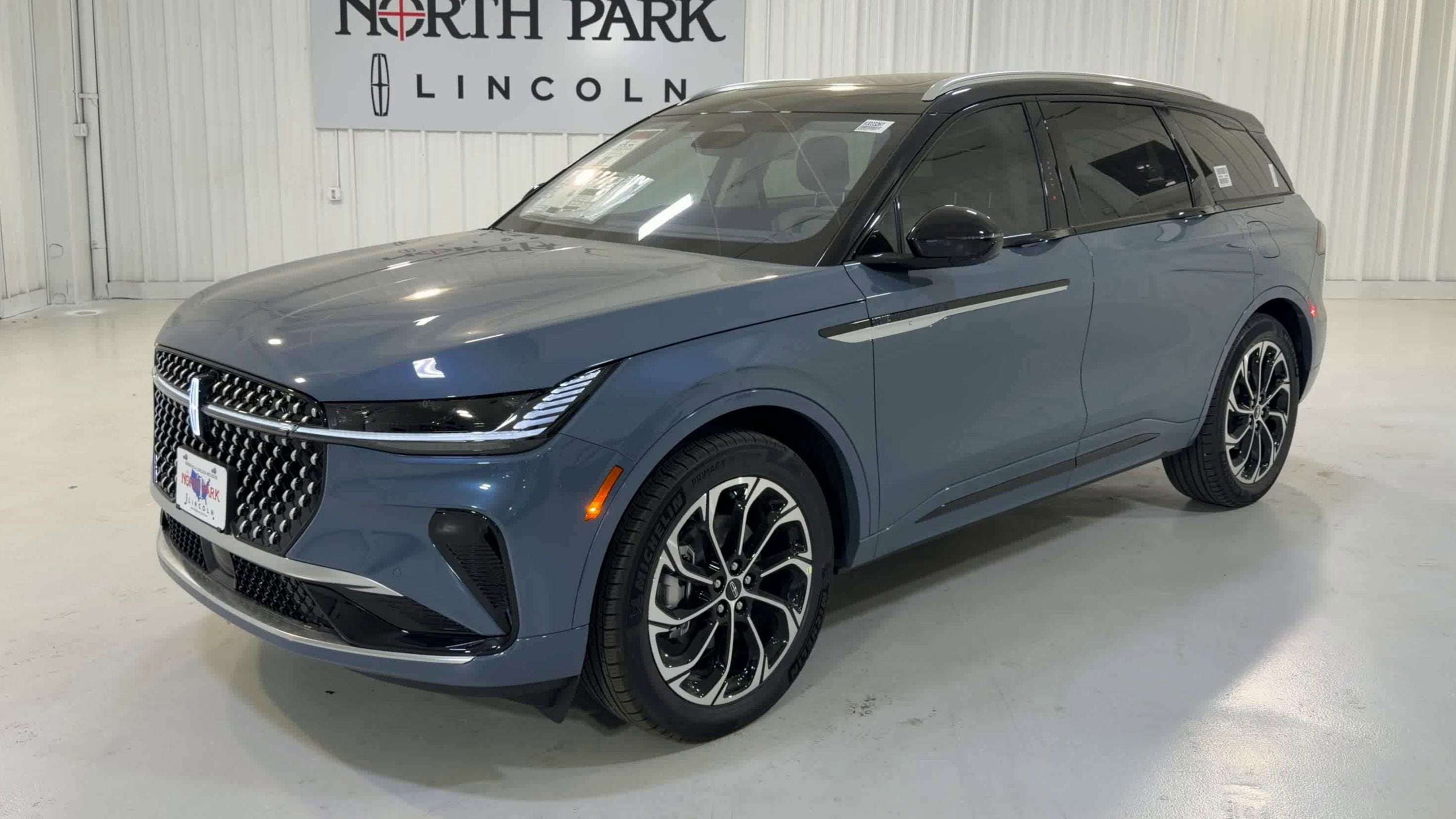 2026 Lincoln Nautilus Reserve Hybrid