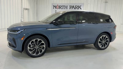 2026 Lincoln Nautilus Reserve Hybrid