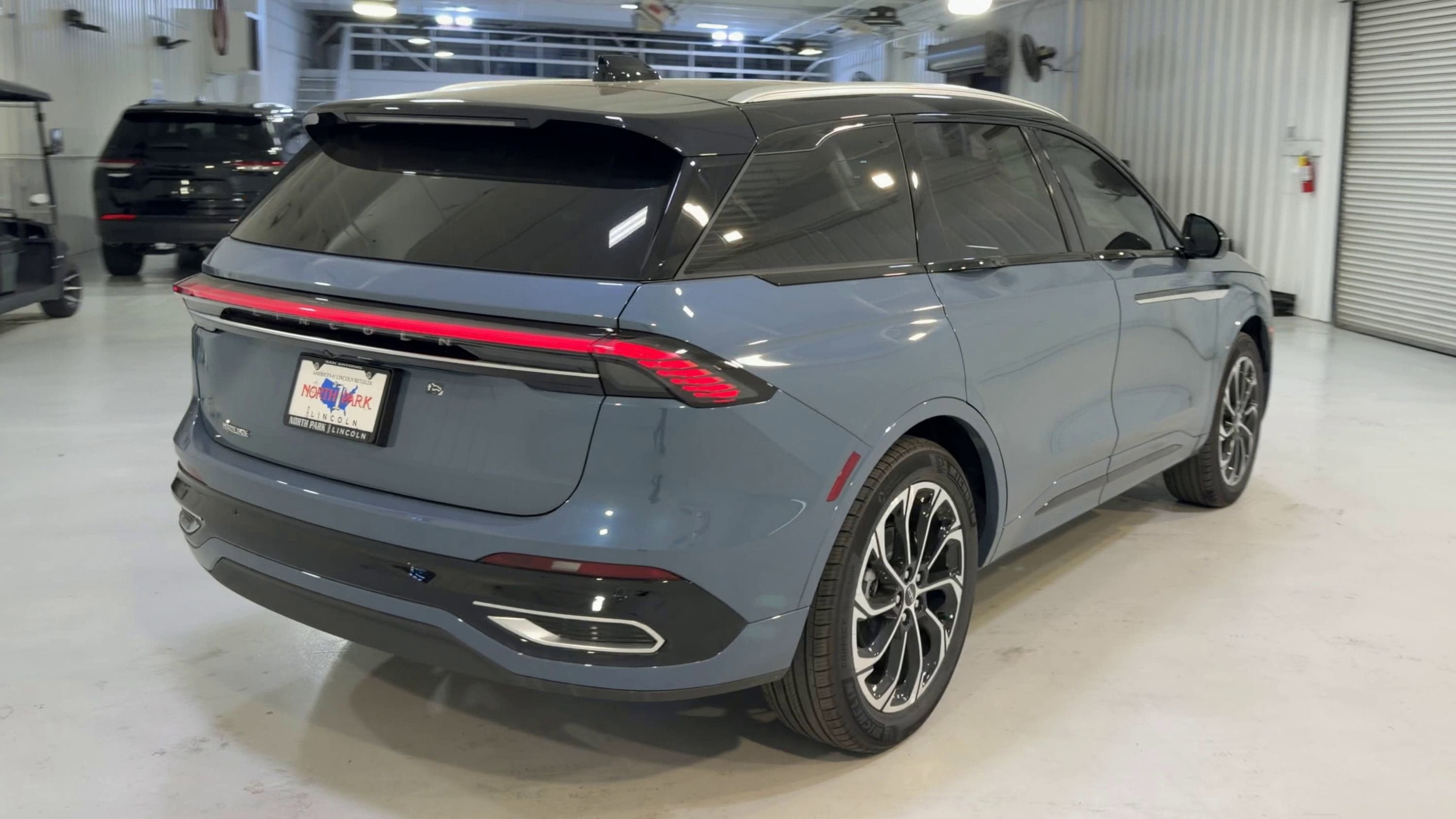 2026 Lincoln Nautilus Reserve Hybrid