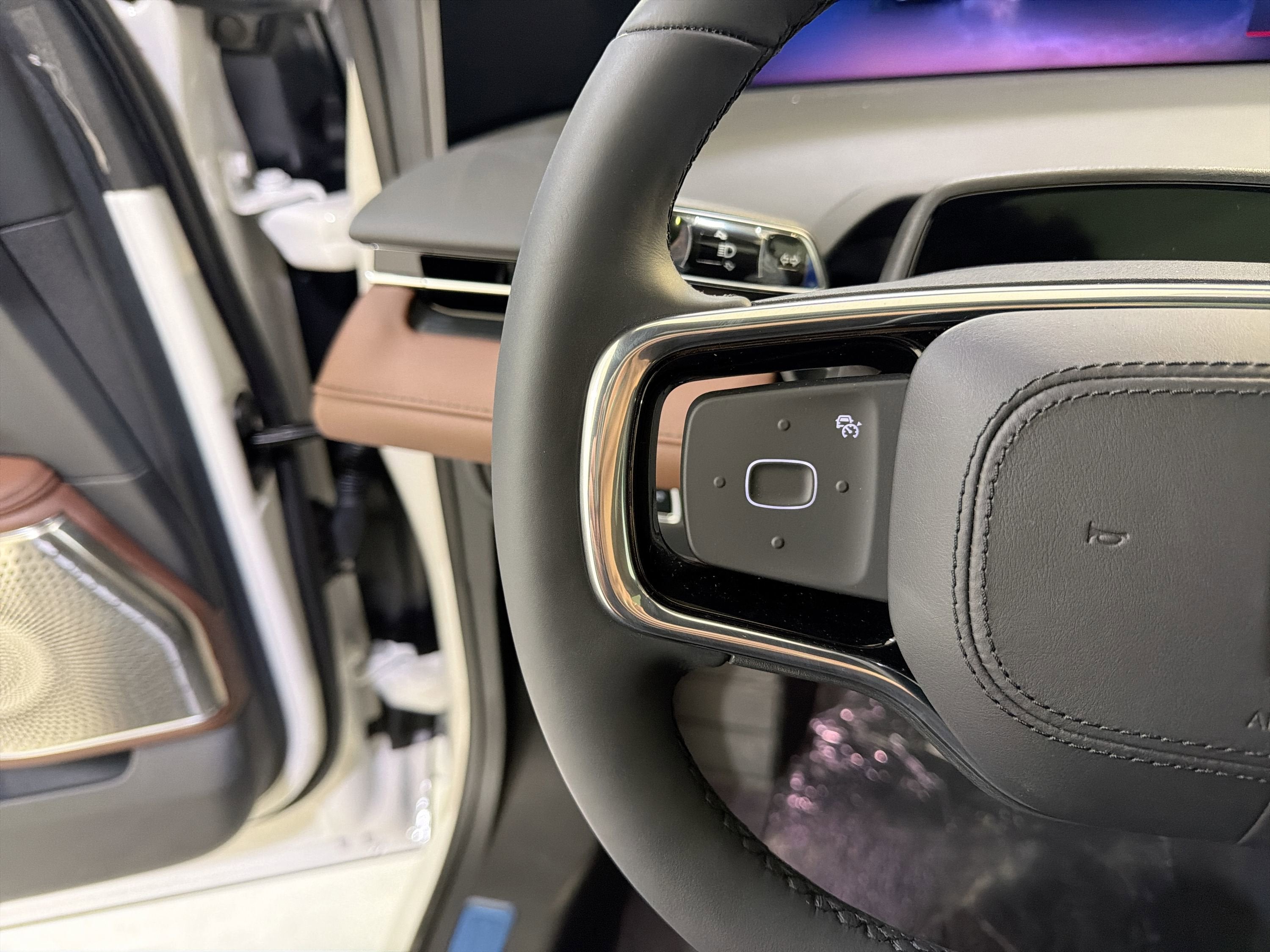 2026 Lincoln Nautilus Reserve Hybrid