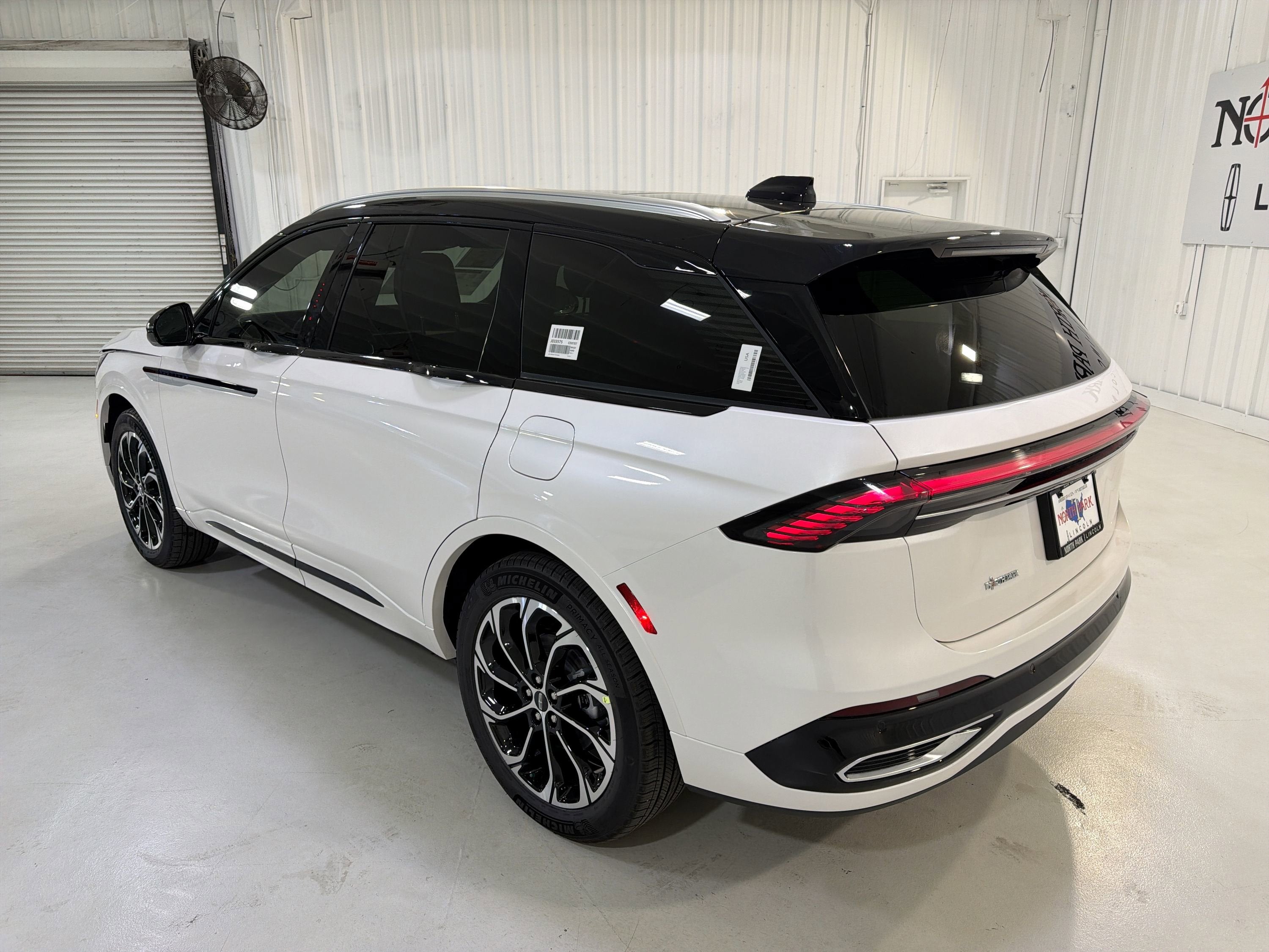 2026 Lincoln Nautilus Reserve Hybrid