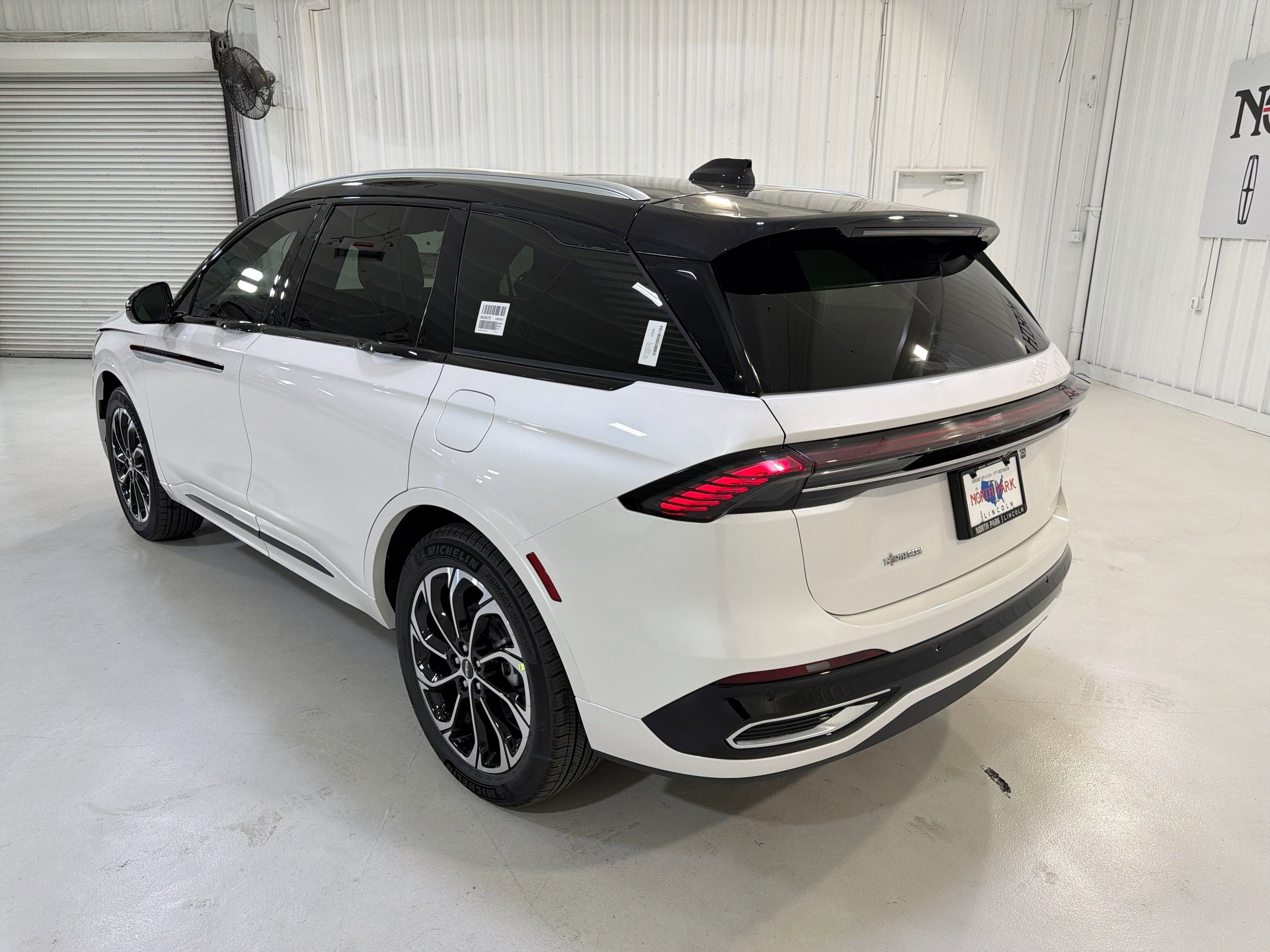 2026 Lincoln Nautilus Reserve Hybrid