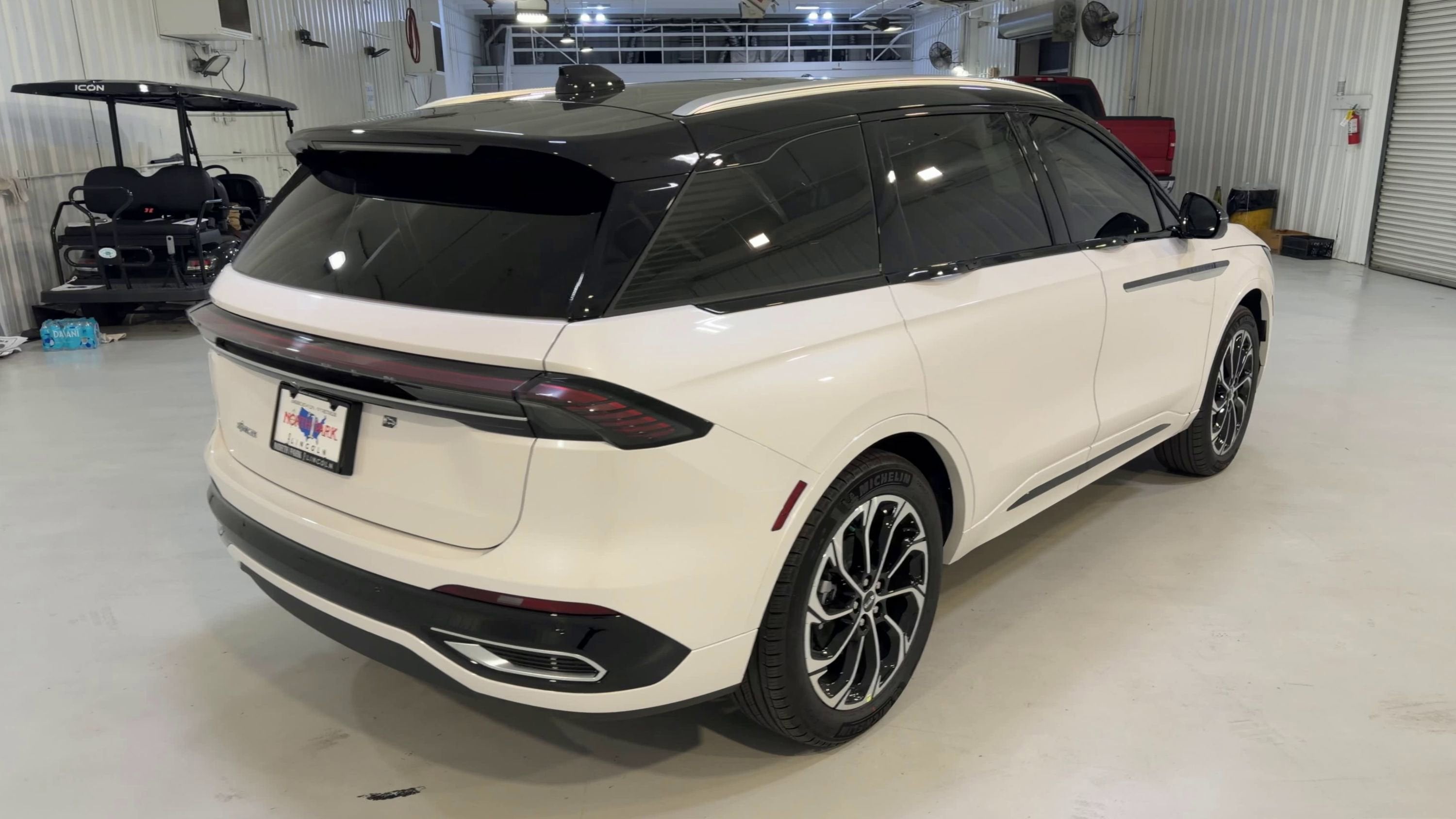 2026 Lincoln Nautilus Reserve Hybrid