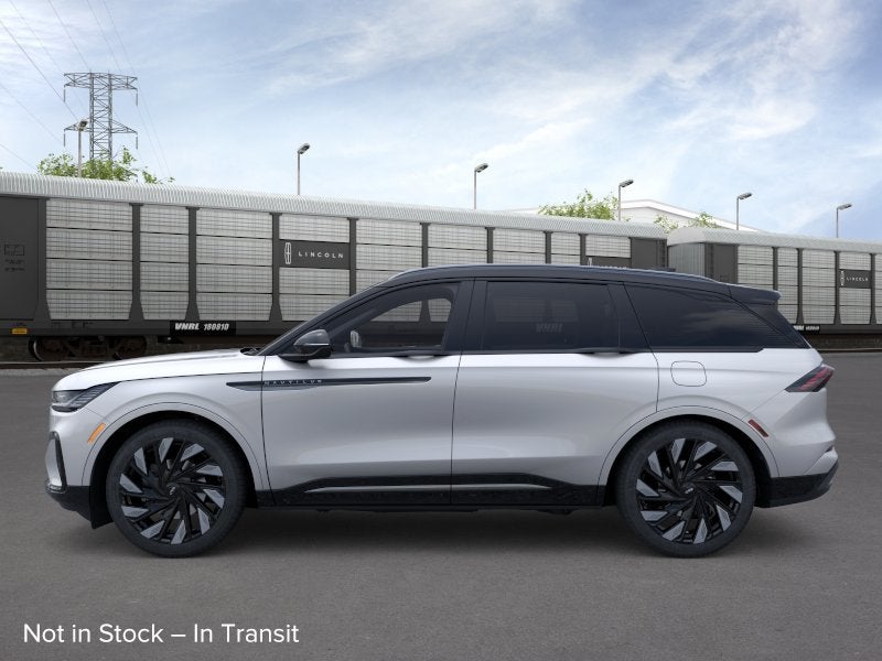 2026 Lincoln Nautilus Reserve Hybrid