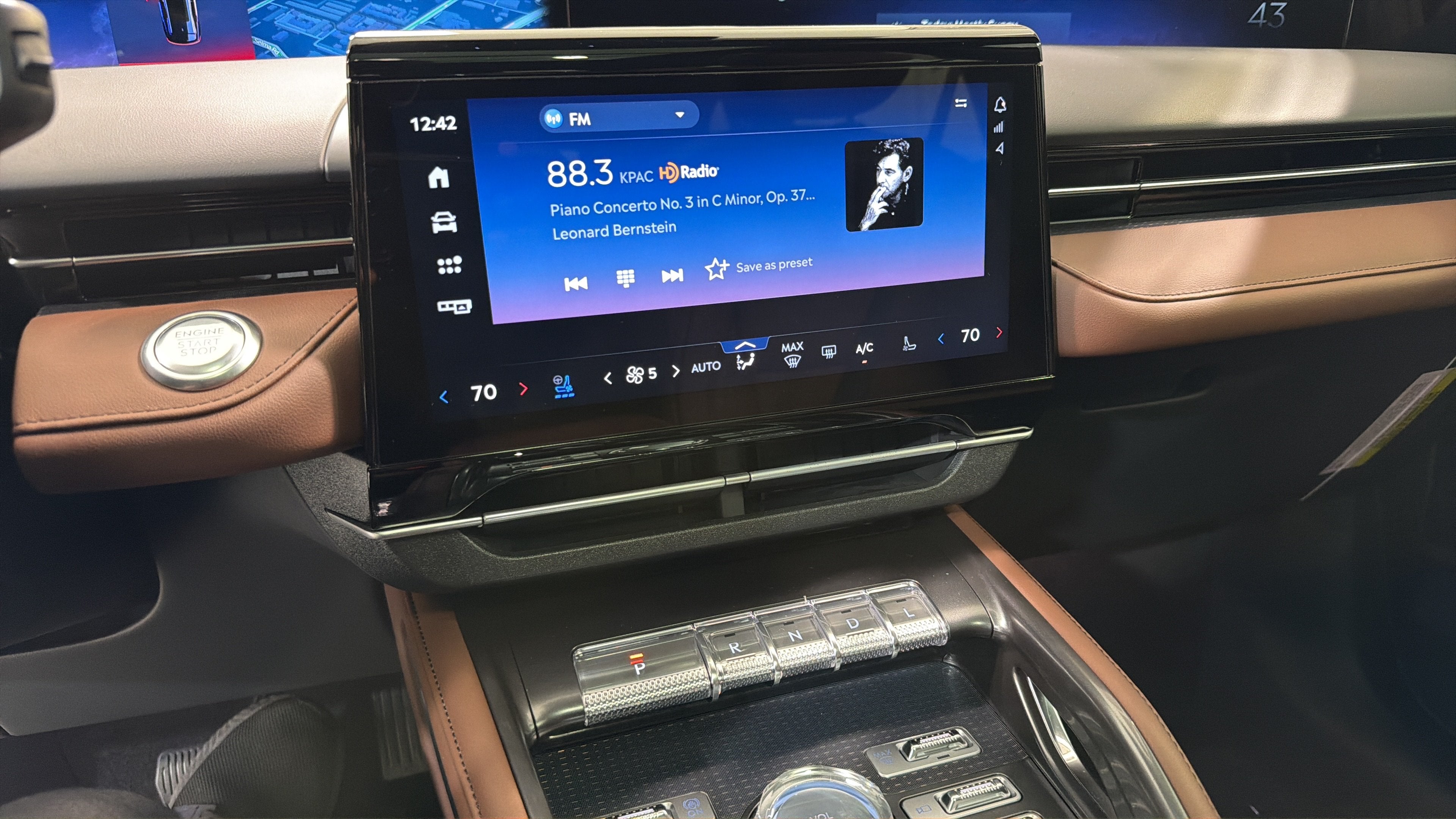 2026 Lincoln Nautilus Reserve Hybrid