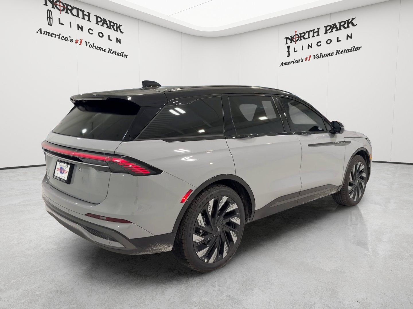 2026 Lincoln Nautilus Reserve Hybrid