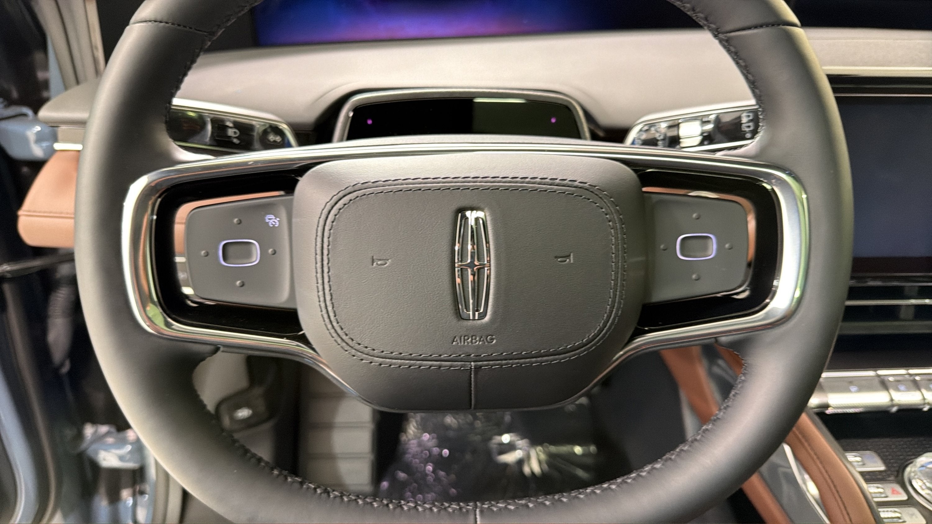 2026 Lincoln Nautilus Reserve Hybrid