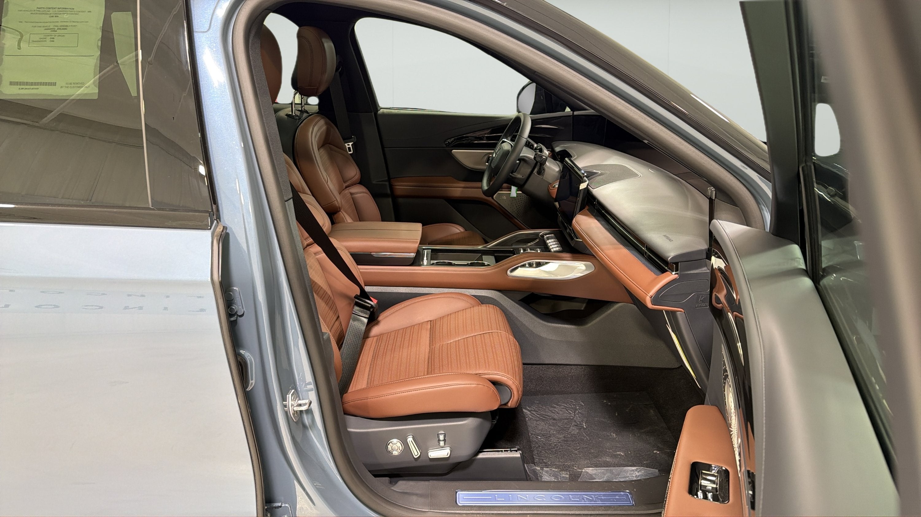 2026 Lincoln Nautilus Reserve Hybrid