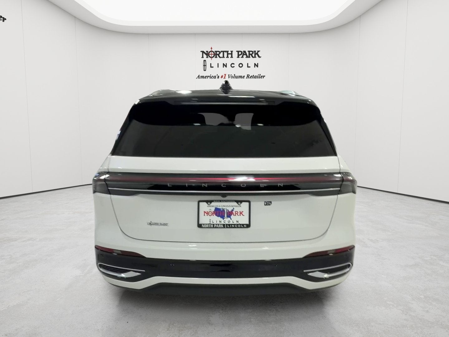 2026 Lincoln Nautilus Reserve Hybrid