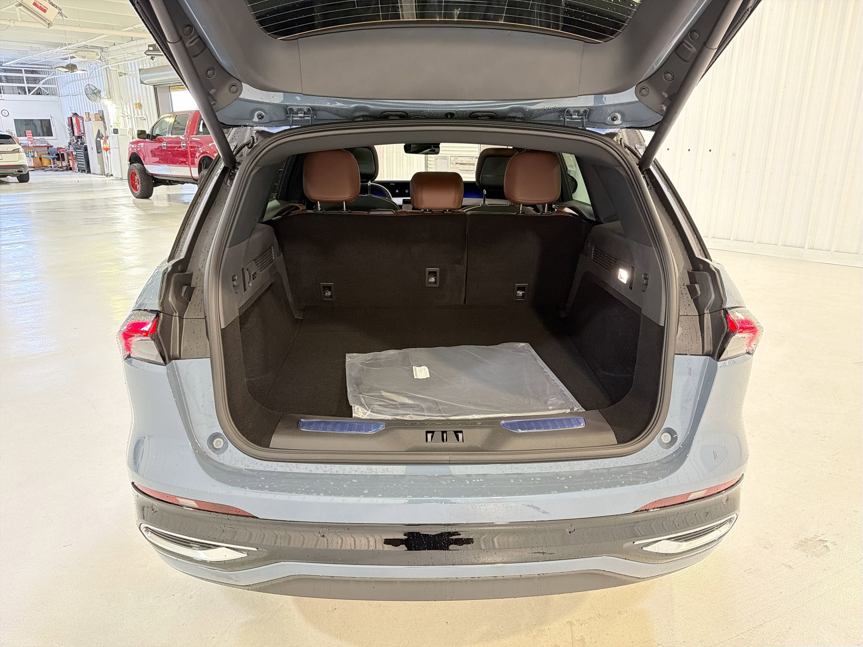 2026 Lincoln Nautilus Reserve Hybrid