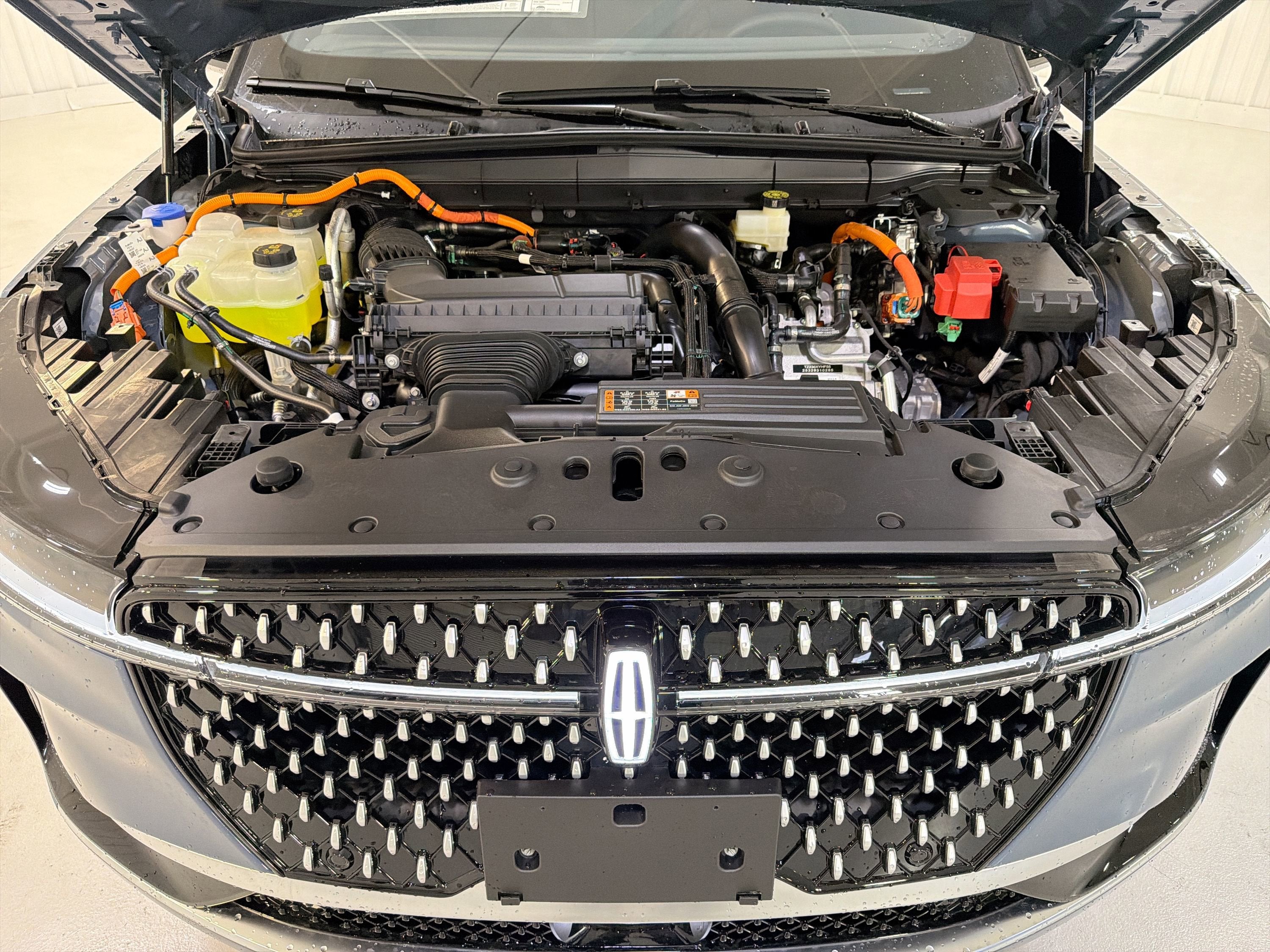 2026 Lincoln Nautilus Reserve Hybrid