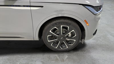 2026 Lincoln Nautilus Reserve Hybrid