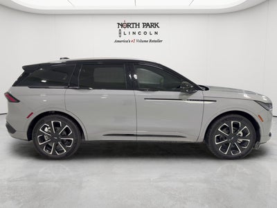 2026 Lincoln Nautilus Reserve Hybrid