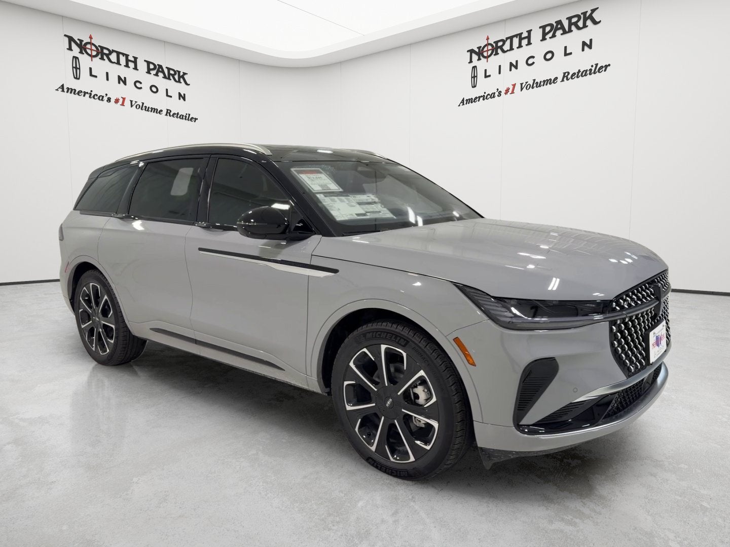 2026 Lincoln Nautilus Reserve Hybrid