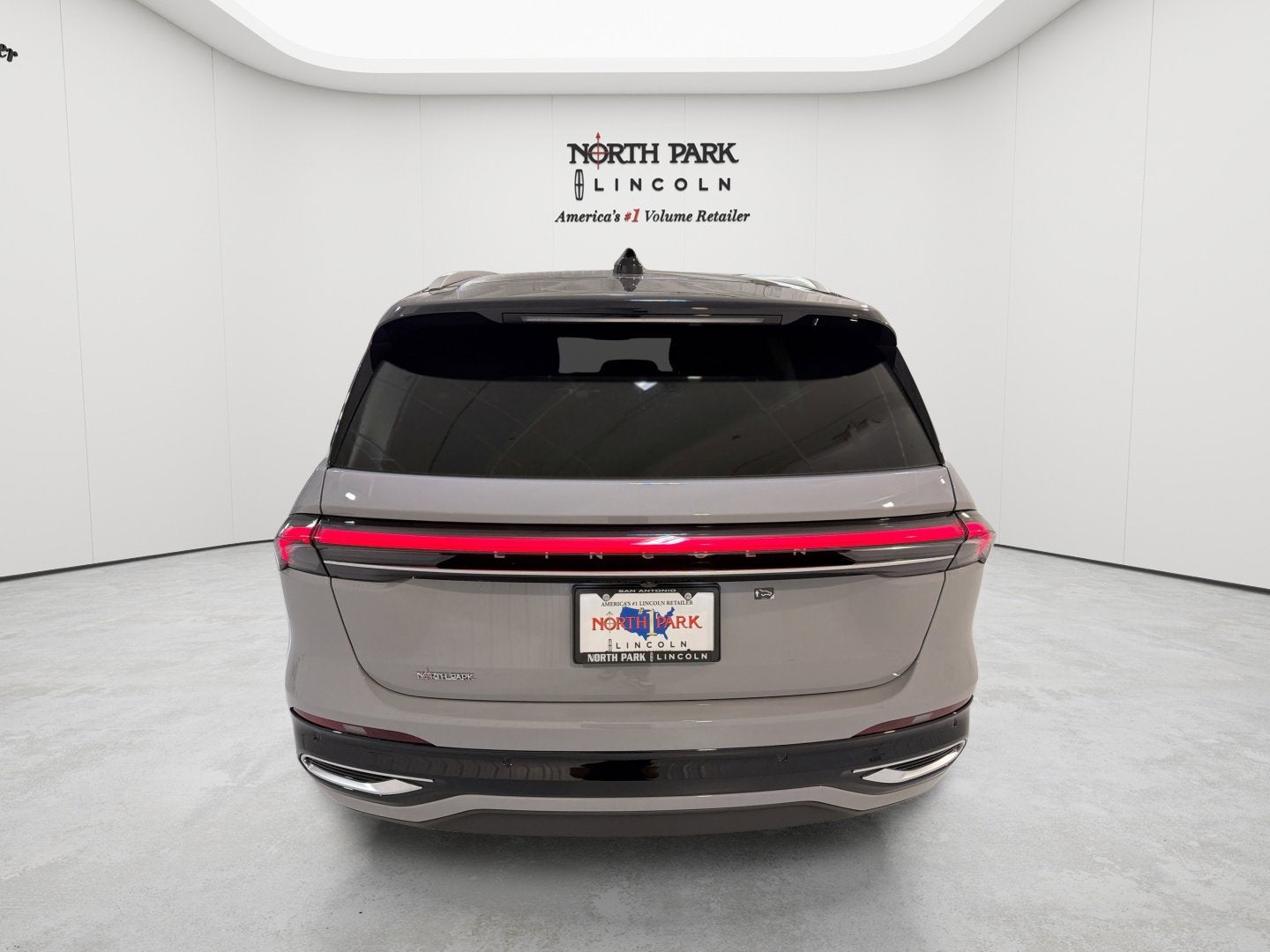 2026 Lincoln Nautilus Reserve Hybrid
