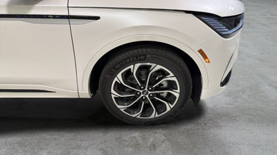 2026 Lincoln Nautilus Reserve Hybrid