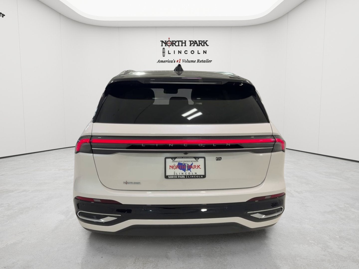 2026 Lincoln Nautilus Reserve Hybrid