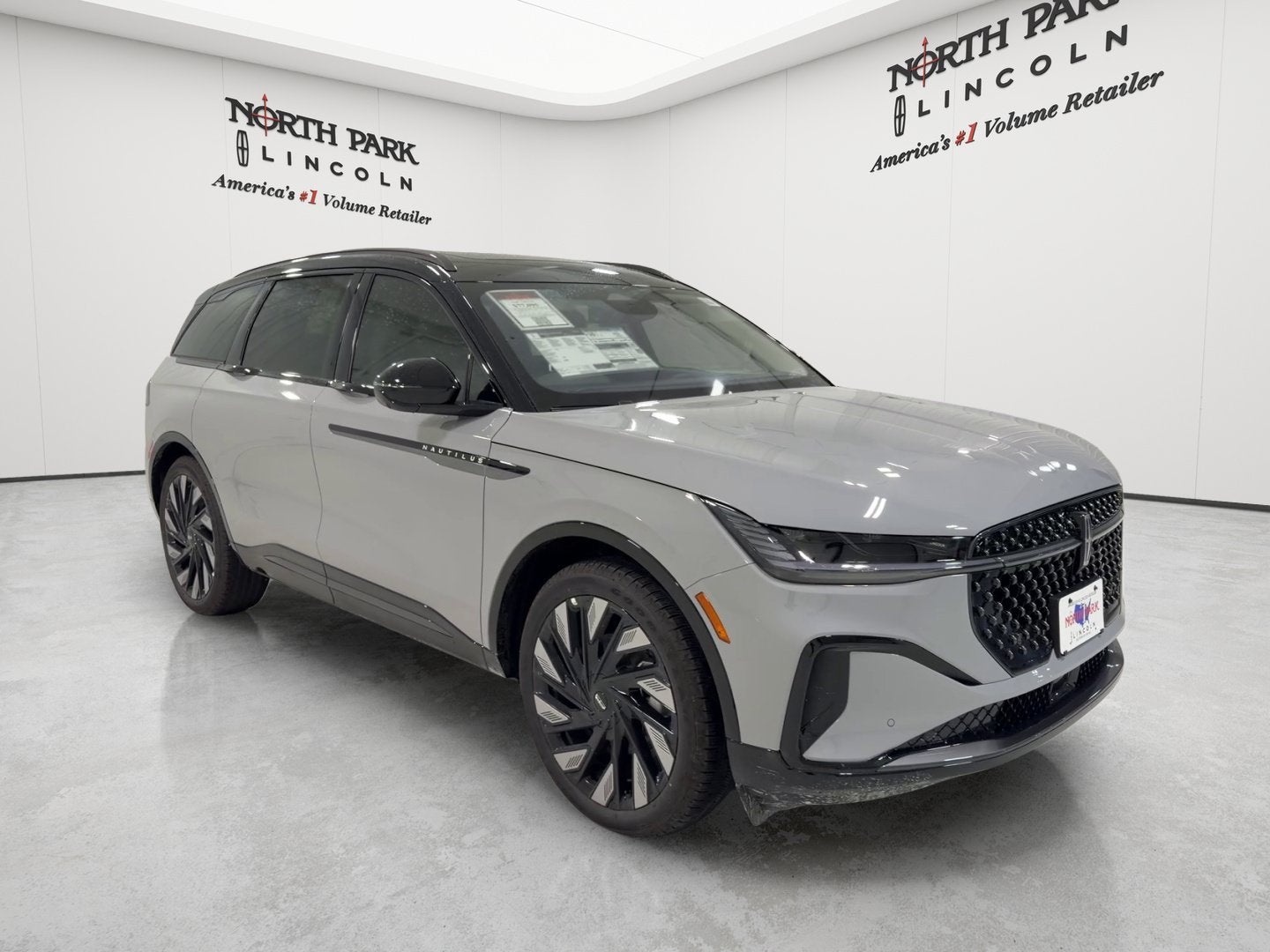 2026 Lincoln Nautilus Reserve Hybrid