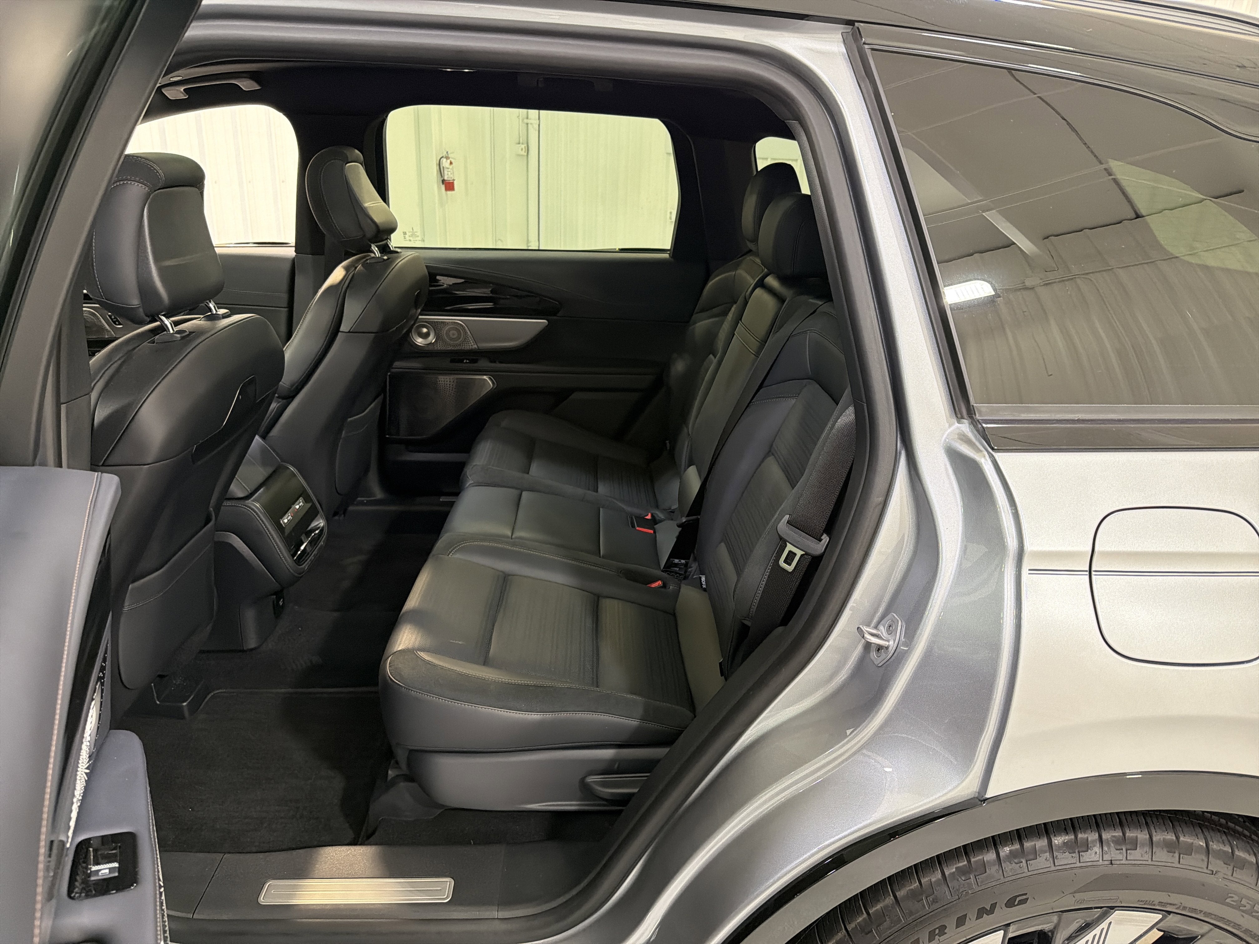 2025 Lincoln Nautilus Reserve