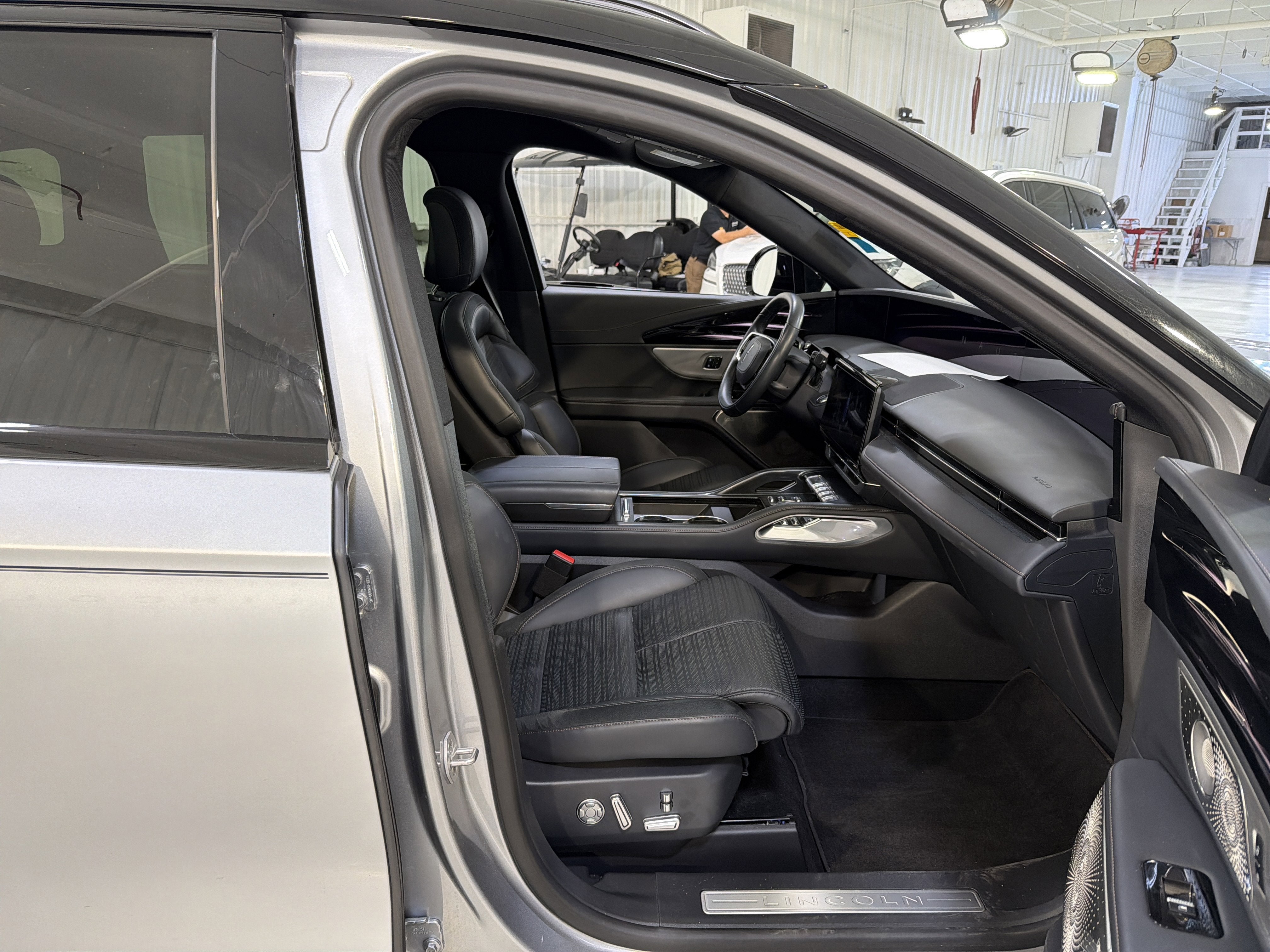 2025 Lincoln Nautilus Reserve