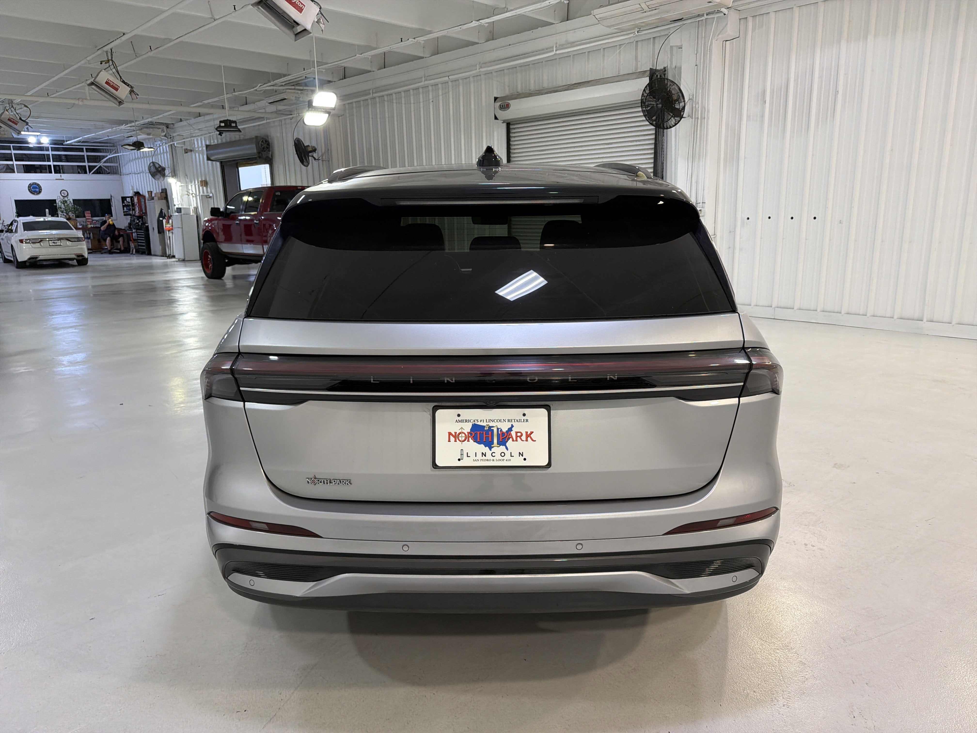 2025 Lincoln Nautilus Reserve