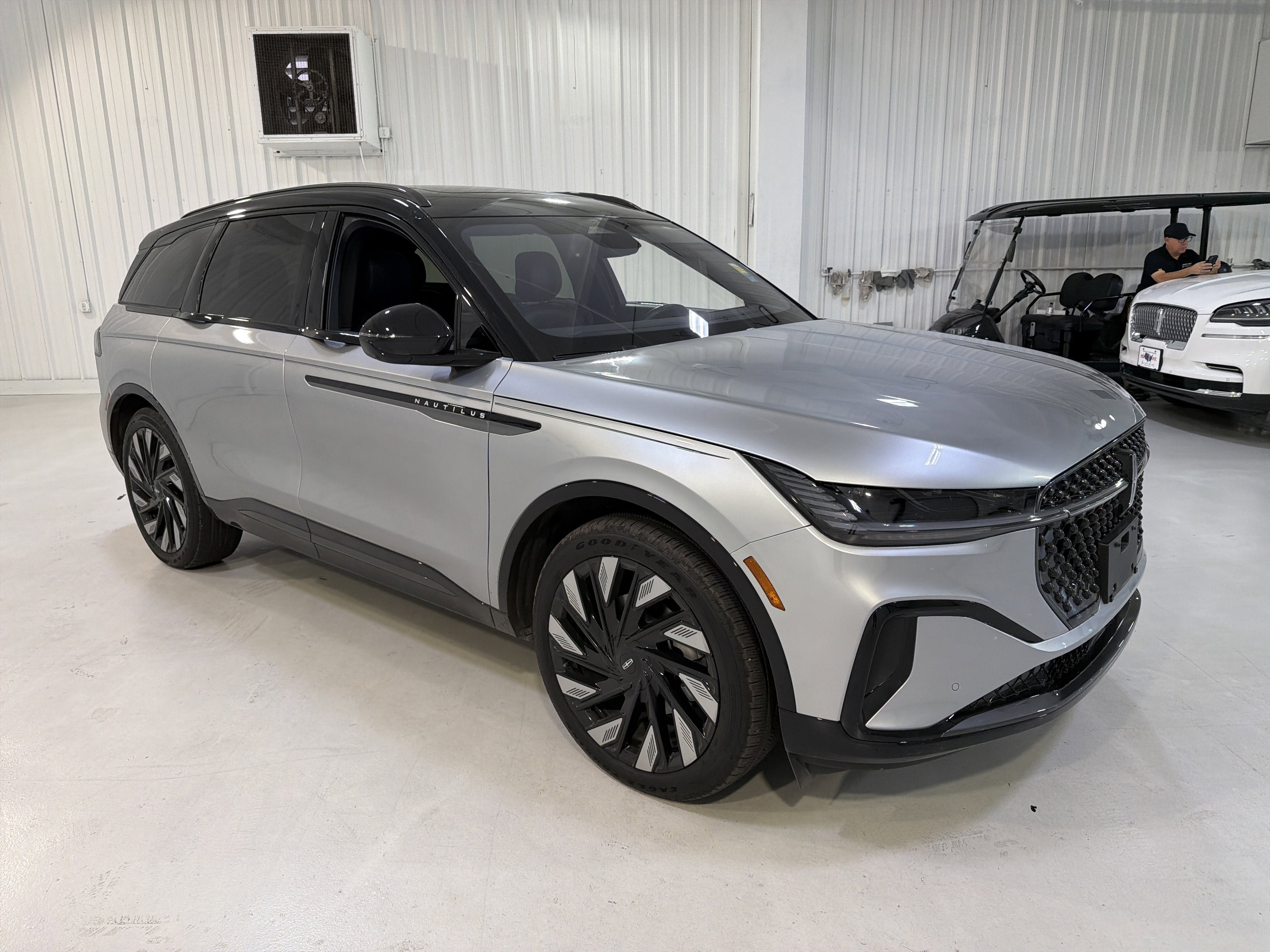 2025 Lincoln Nautilus Reserve