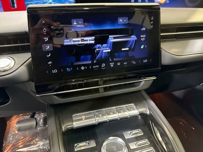 2025 Lincoln Nautilus Reserve Hybrid