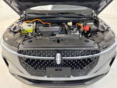 2025 Lincoln Nautilus Reserve Hybrid