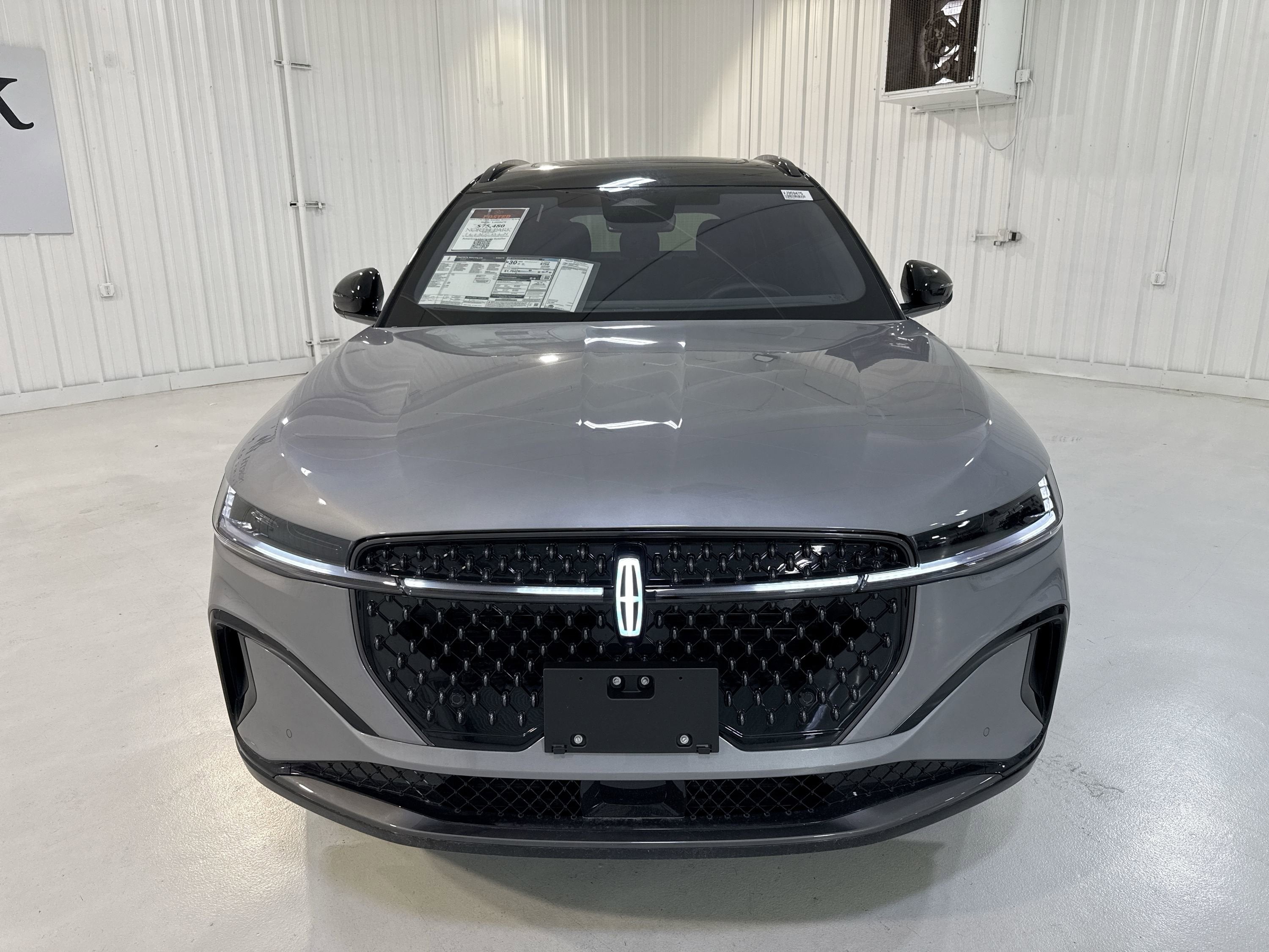 2025 Lincoln Nautilus Reserve Hybrid