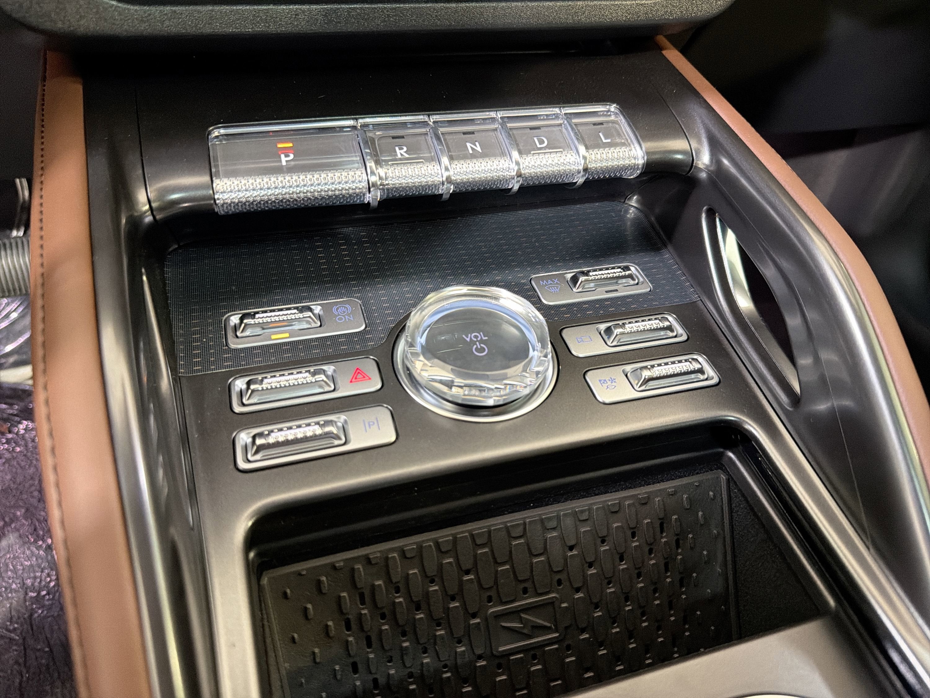 2026 Lincoln Nautilus Reserve Hybrid