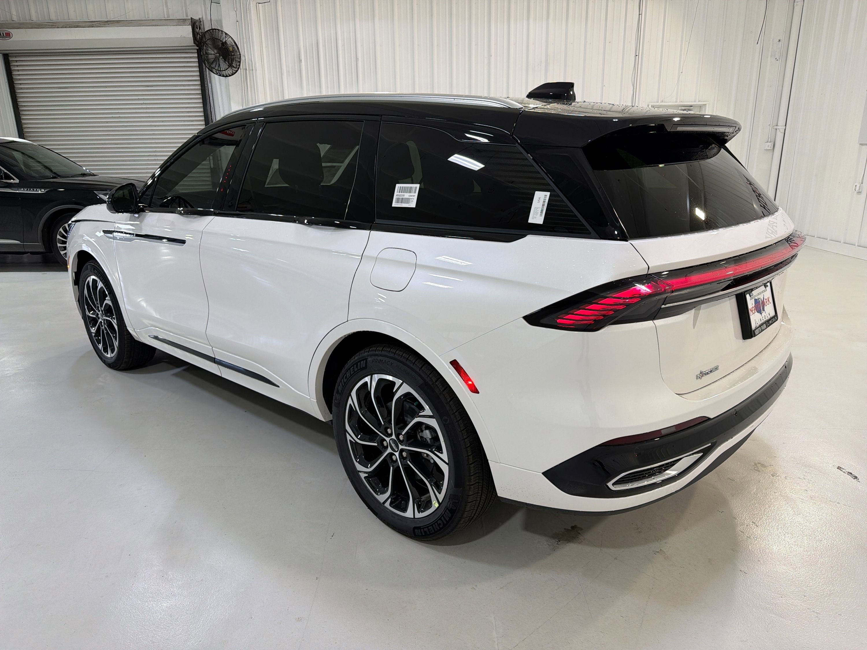 2026 Lincoln Nautilus Reserve Hybrid