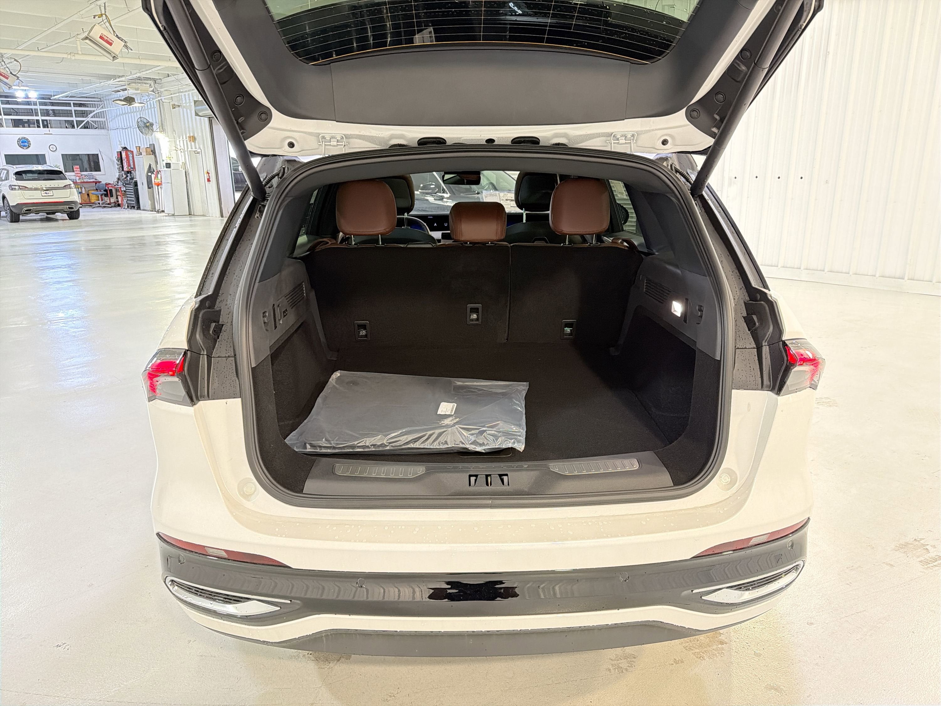 2026 Lincoln Nautilus Reserve Hybrid